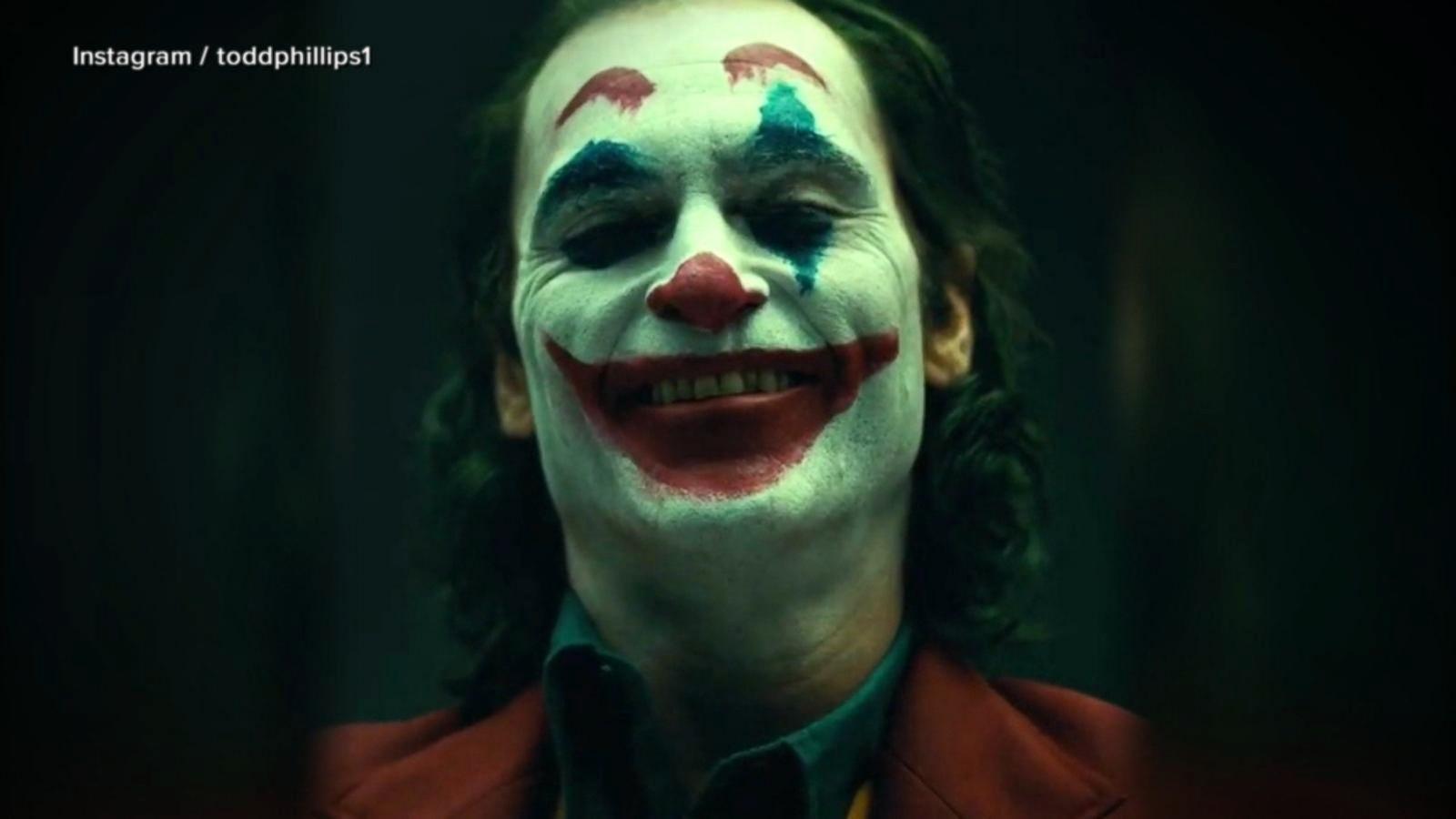 The 1st 'Joker' trailer starring Joaquin Phoenix as Batman