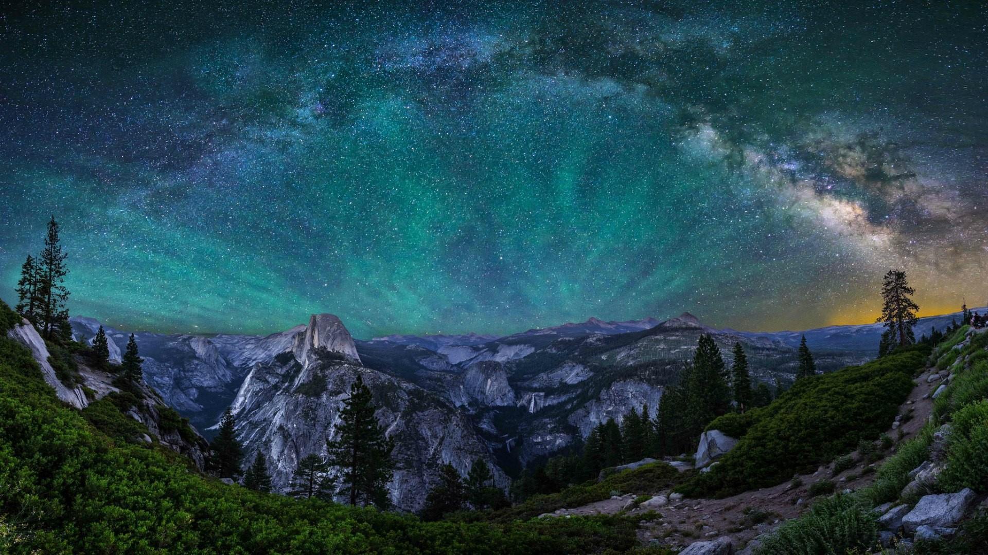 Yosemite Night Time Wallpaper