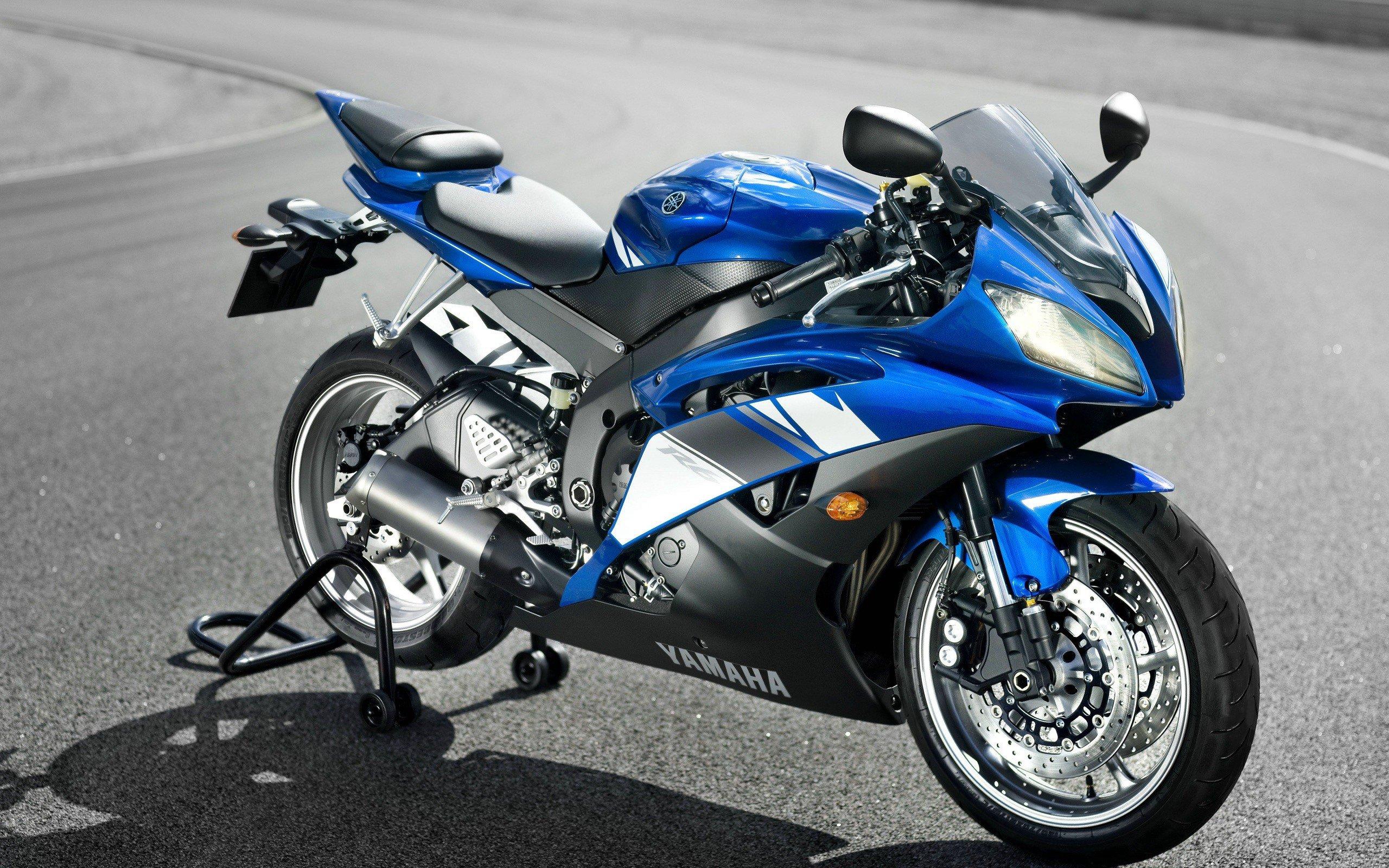 Yamaha YZF R Motorcycle HD Wallpaper / Desktop and Mobile