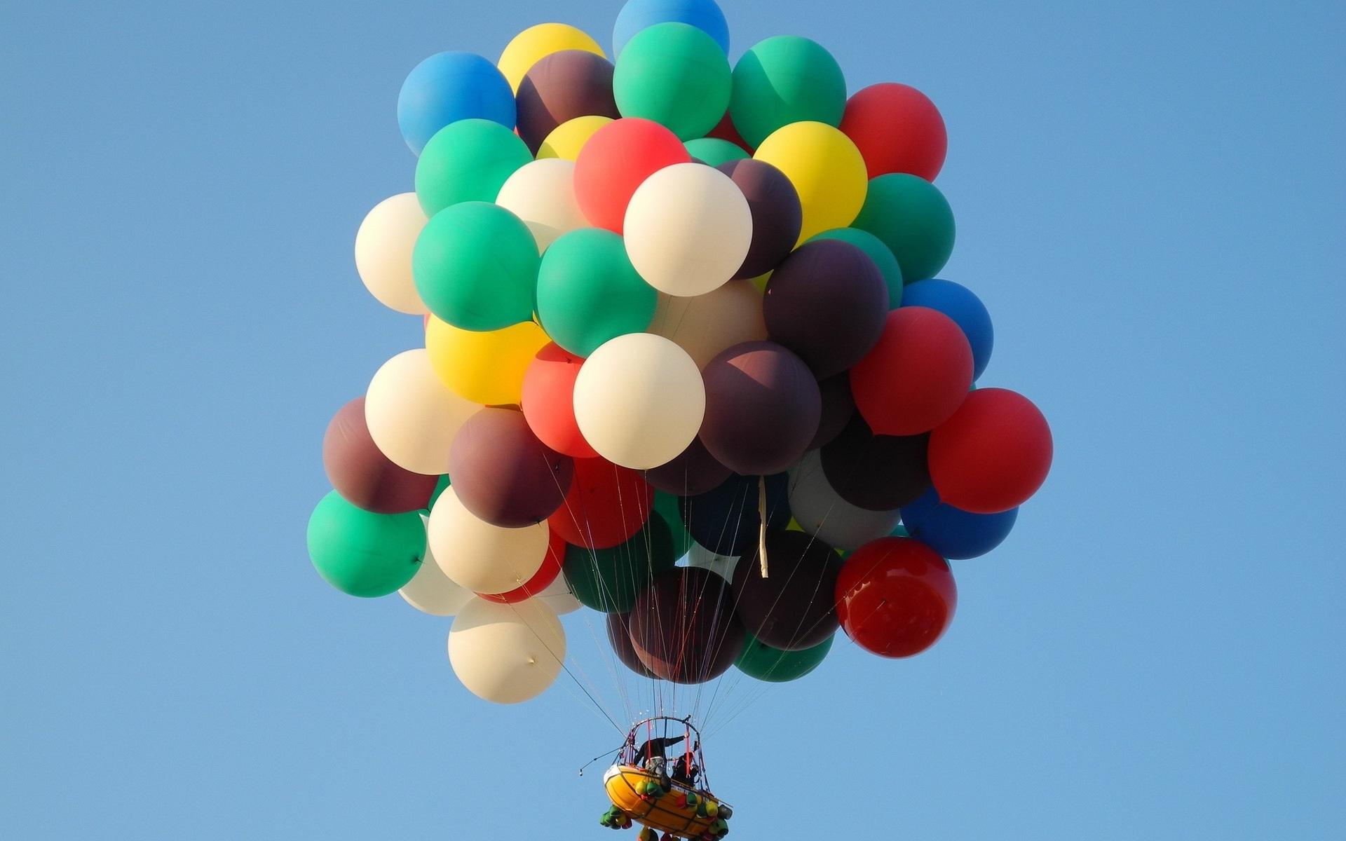 Wallpaper Colorful balloons flight in the sky 1920x1200 HD