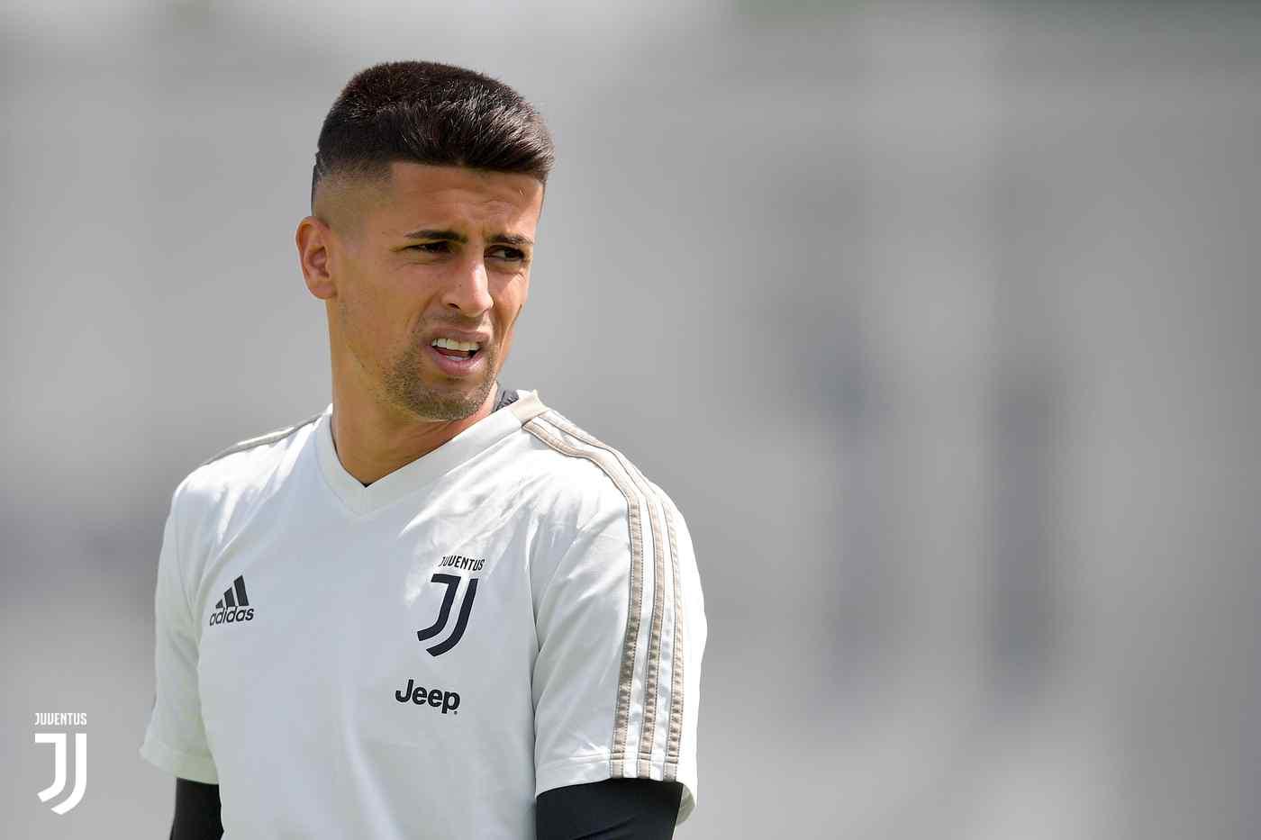 Successful operation for Cancelo