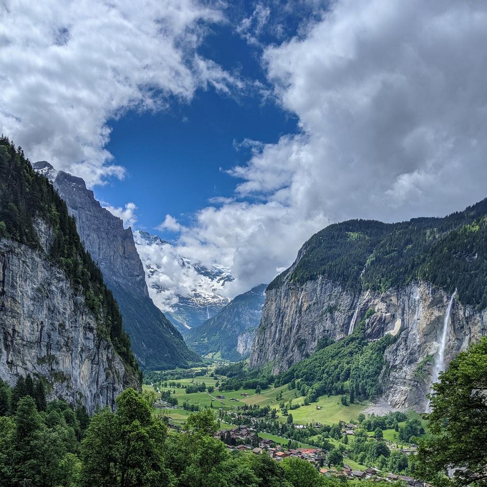 Lauterbrunnen Valley Picture. Download Free Image