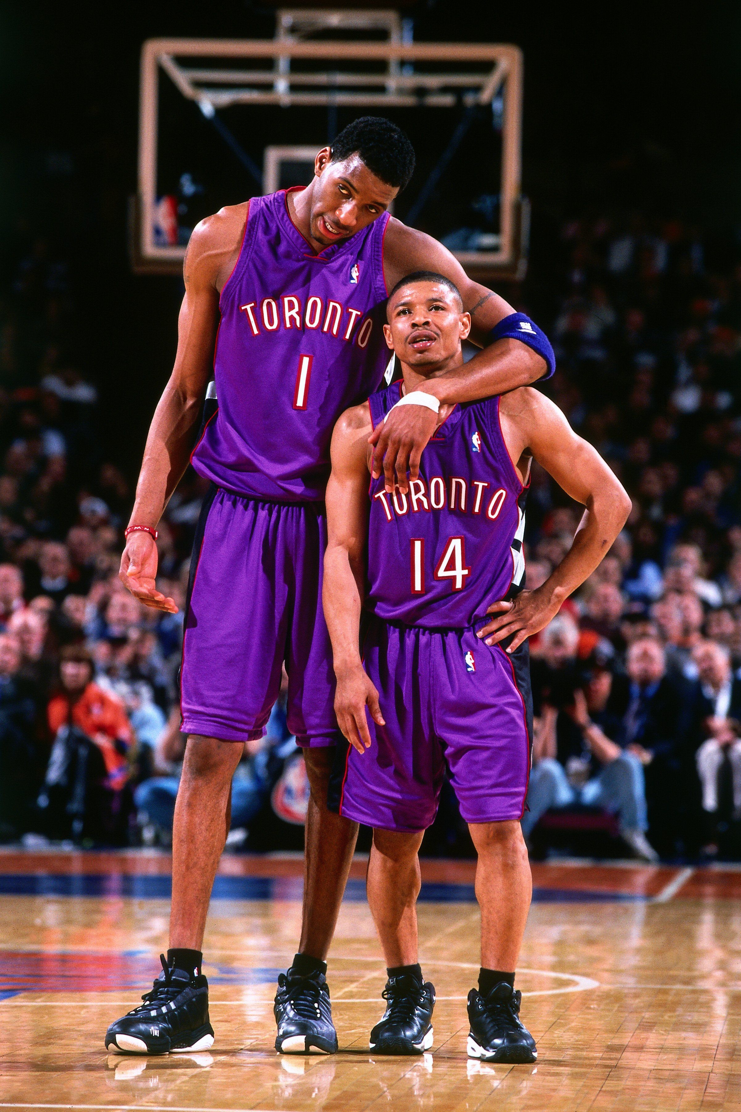 Tracy McGrady and Muggsy Bogues, an unlikely pair! #NBAHumor