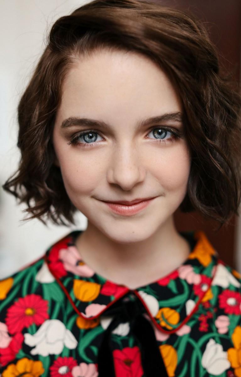 Mckenna Grace wallpaper