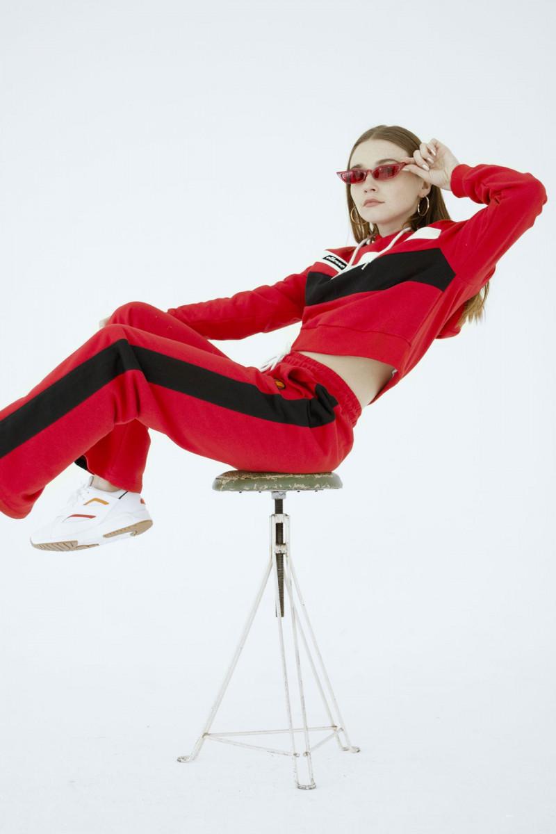 Jessica Barden wallpaper