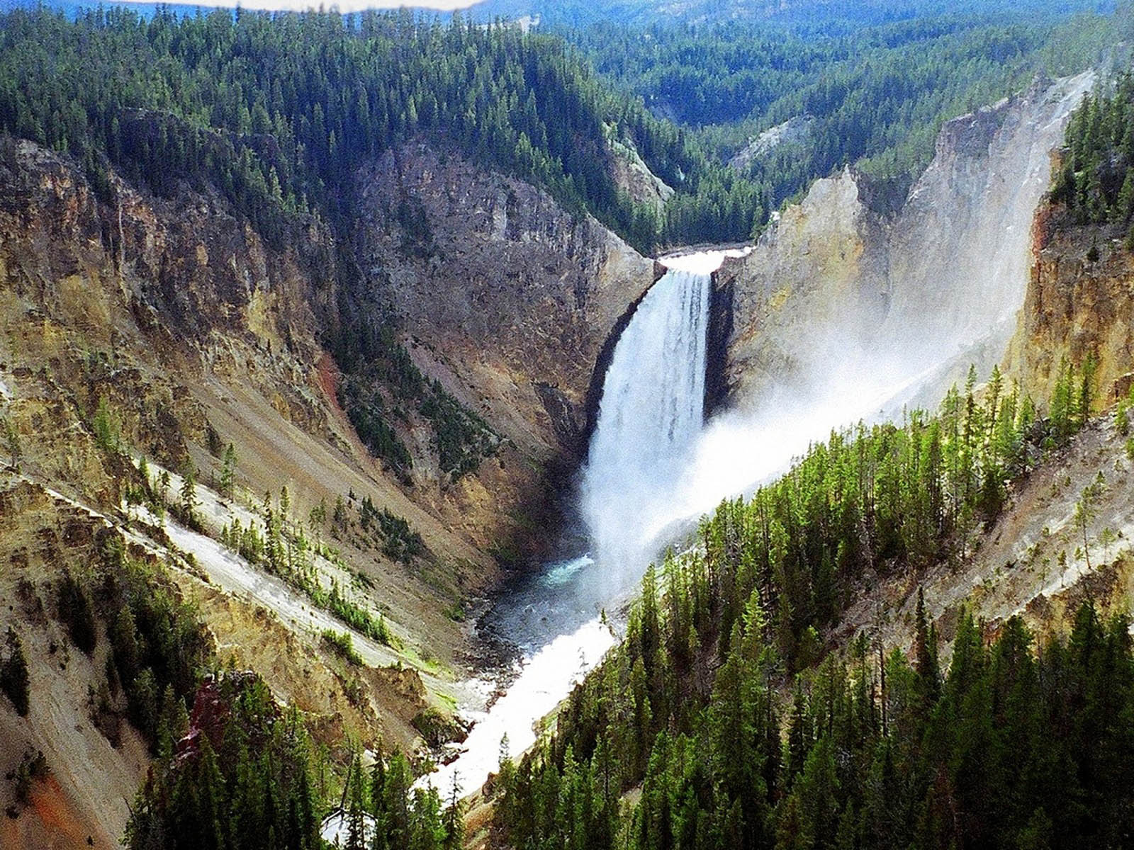 Йеллоустонский парк. Йеллоустоун парк. Парк заповедник Yellowstone водопад. Национального парка Йеллоустоун. Штат Монтана Йеллоустоун.