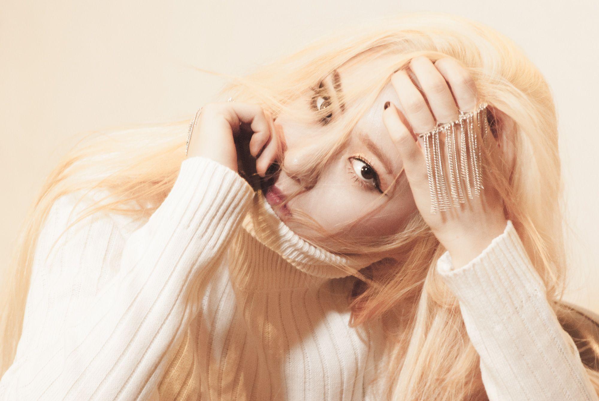 image For > F(x) Krystal Red Light. My Style in 2019