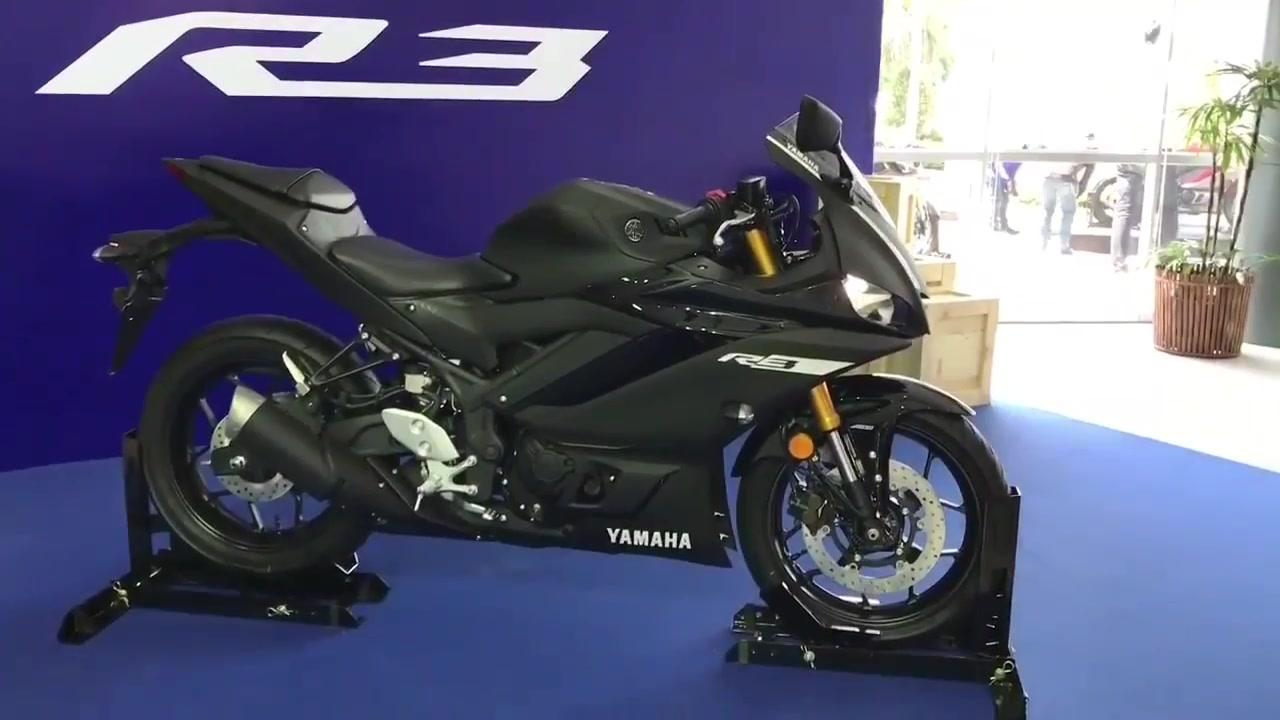 The New Yamaha YZF R3 2019 Matte Black Photo Gallery