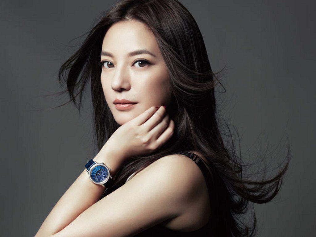 Zhao Wei acquires shares in animation firm