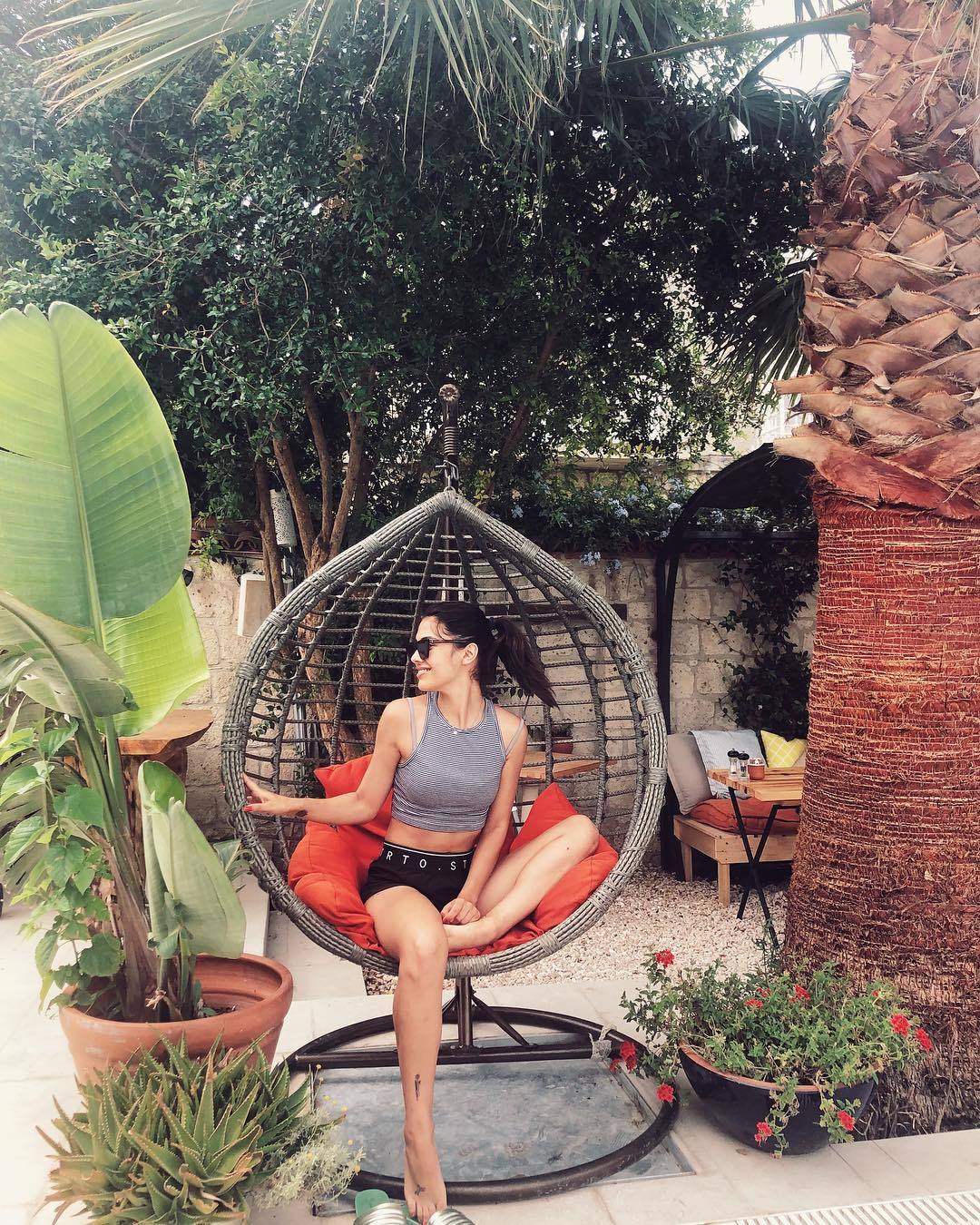 Biran Damla Yilmaz's Feet << wikiFeet