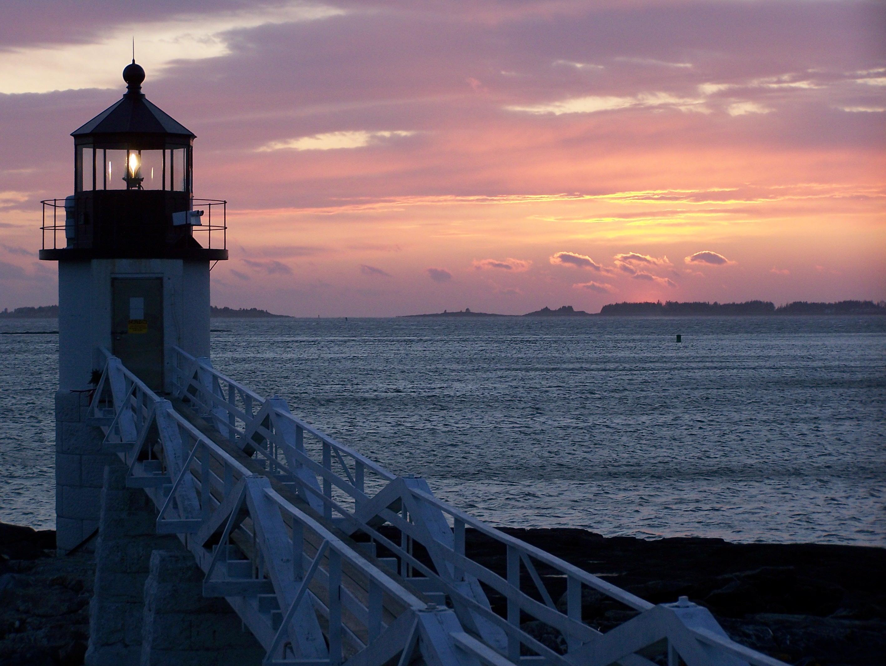 Lighthouse HD Wallpaper and Background Image