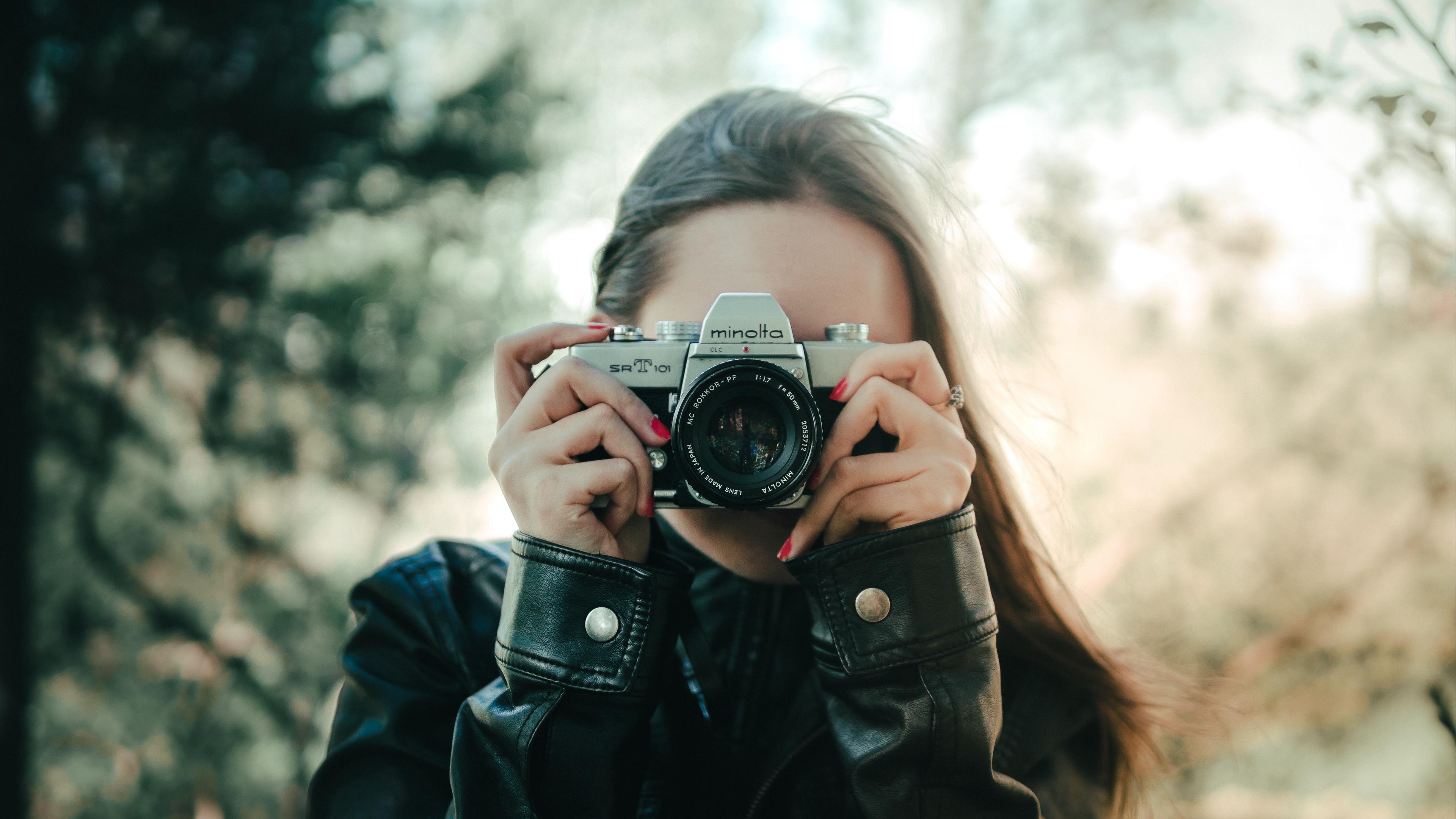 Girl With Camera Wallpapers - Wallpaper Cave