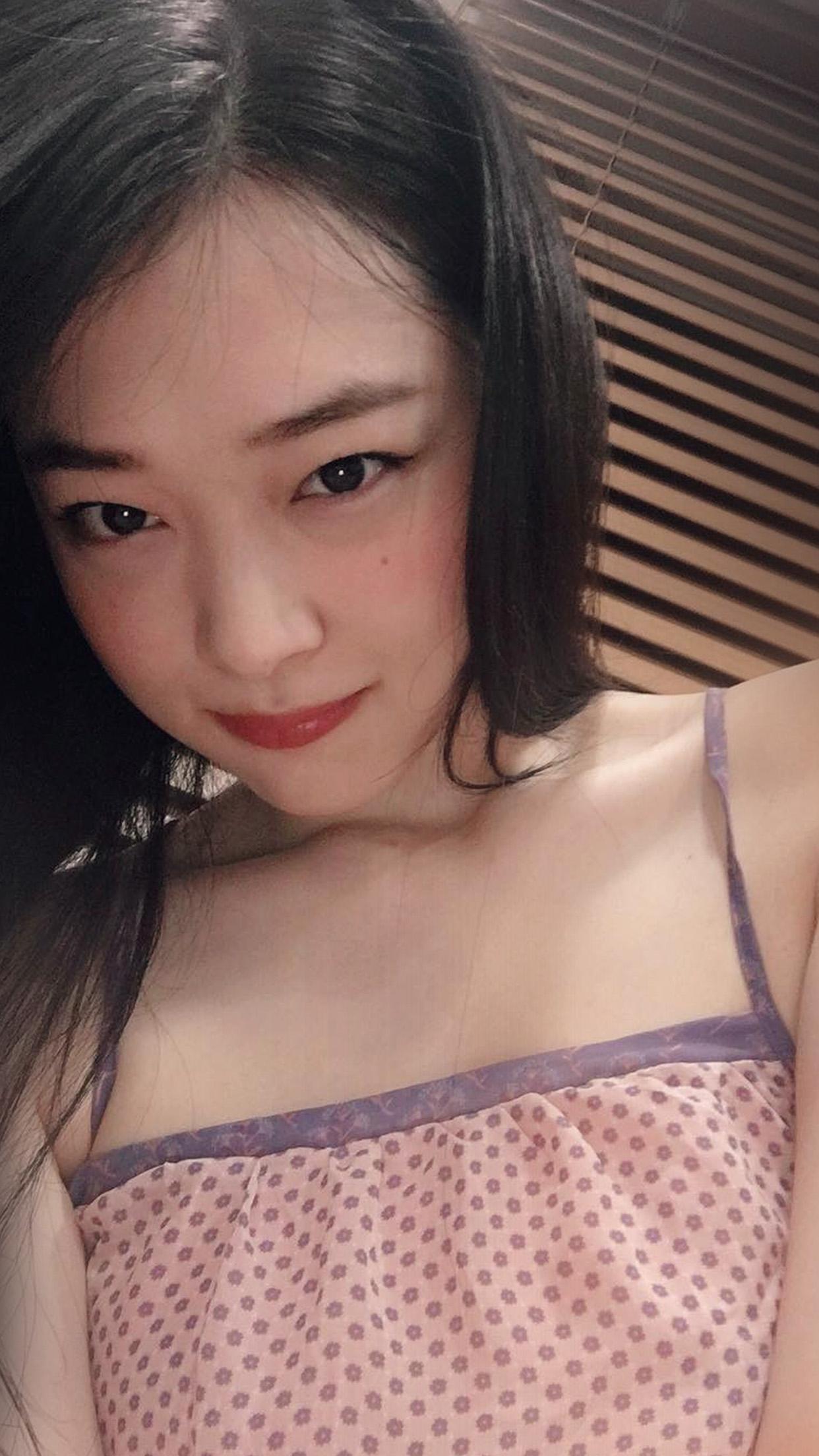 Sulli Instagram Asian Celebrity Girl Kpop Android wallpaper