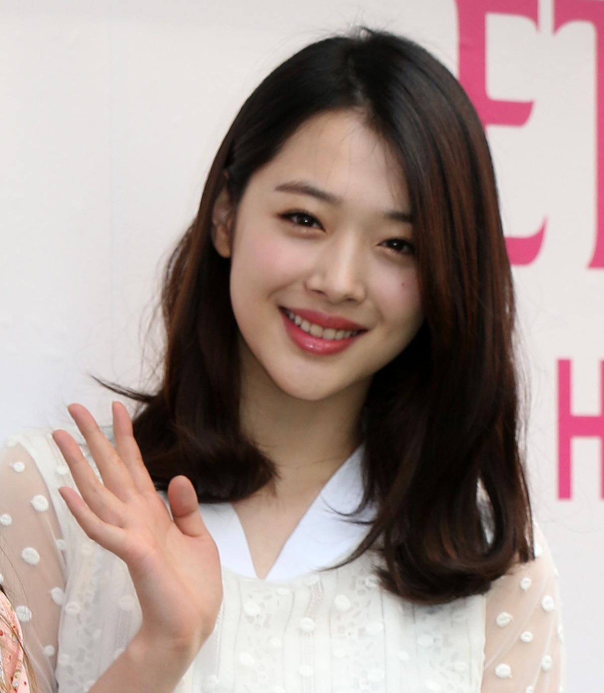 Girls Background, 701375 Sulli Wallpaper,