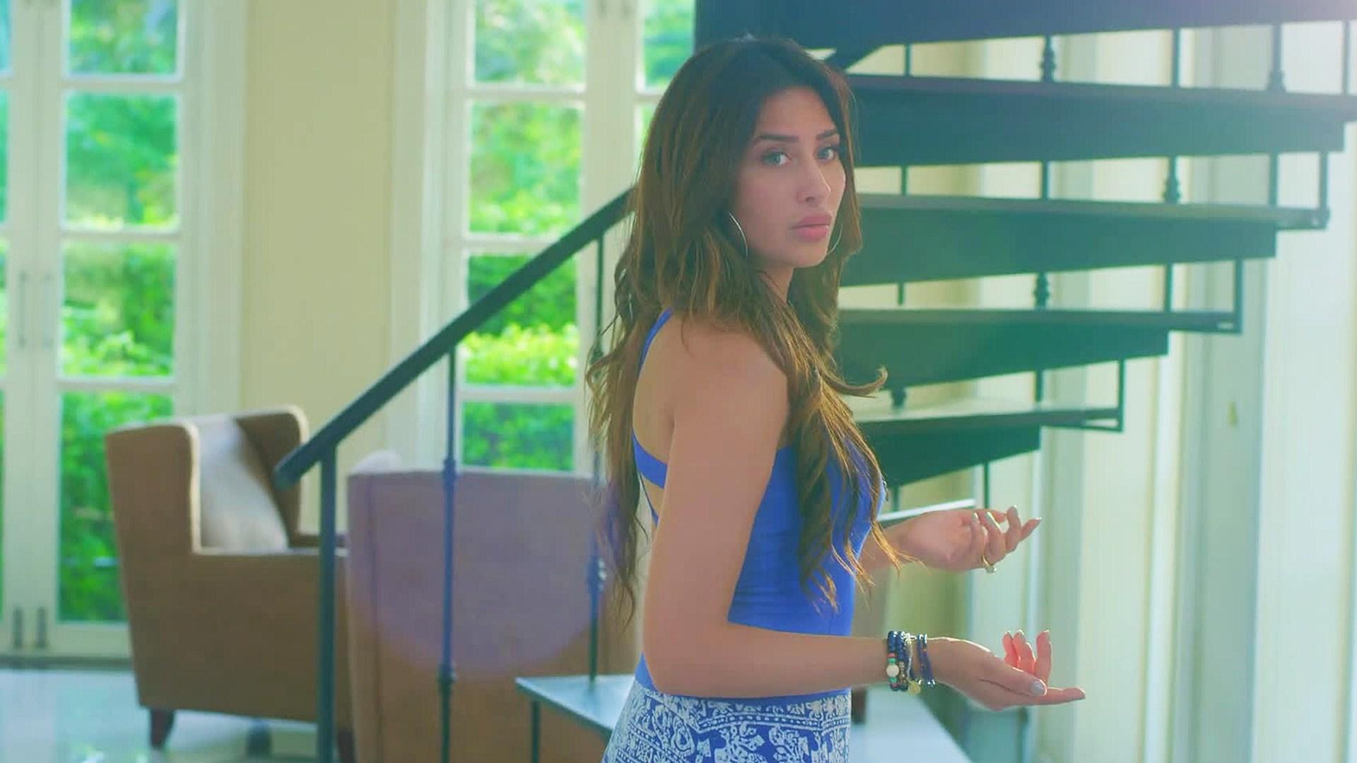 Mahira Sharma Wallpaper HD 42713