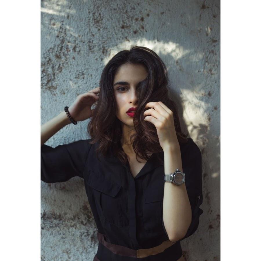 Aisha Ahmed, Height & Life Story. Super Stars Bio