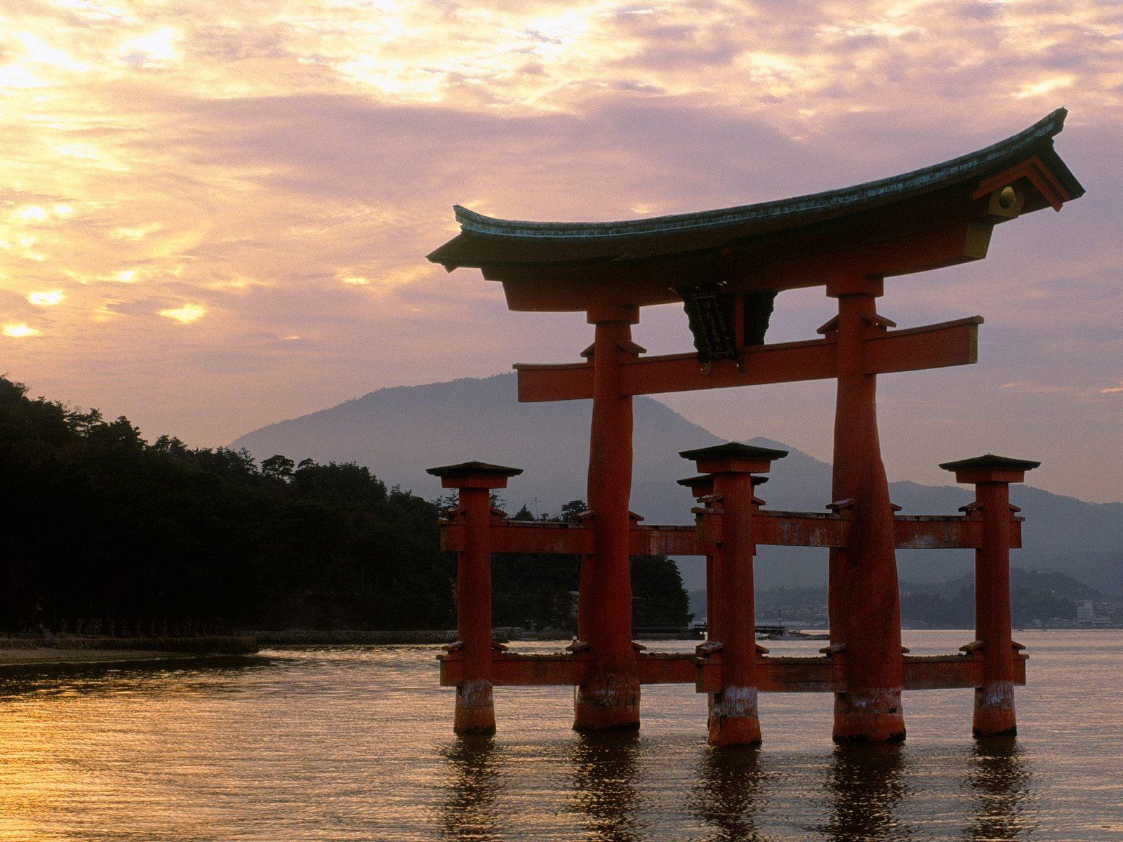 Miyajima Shrine at Sunset Wallpapers Japan World Wallpapers