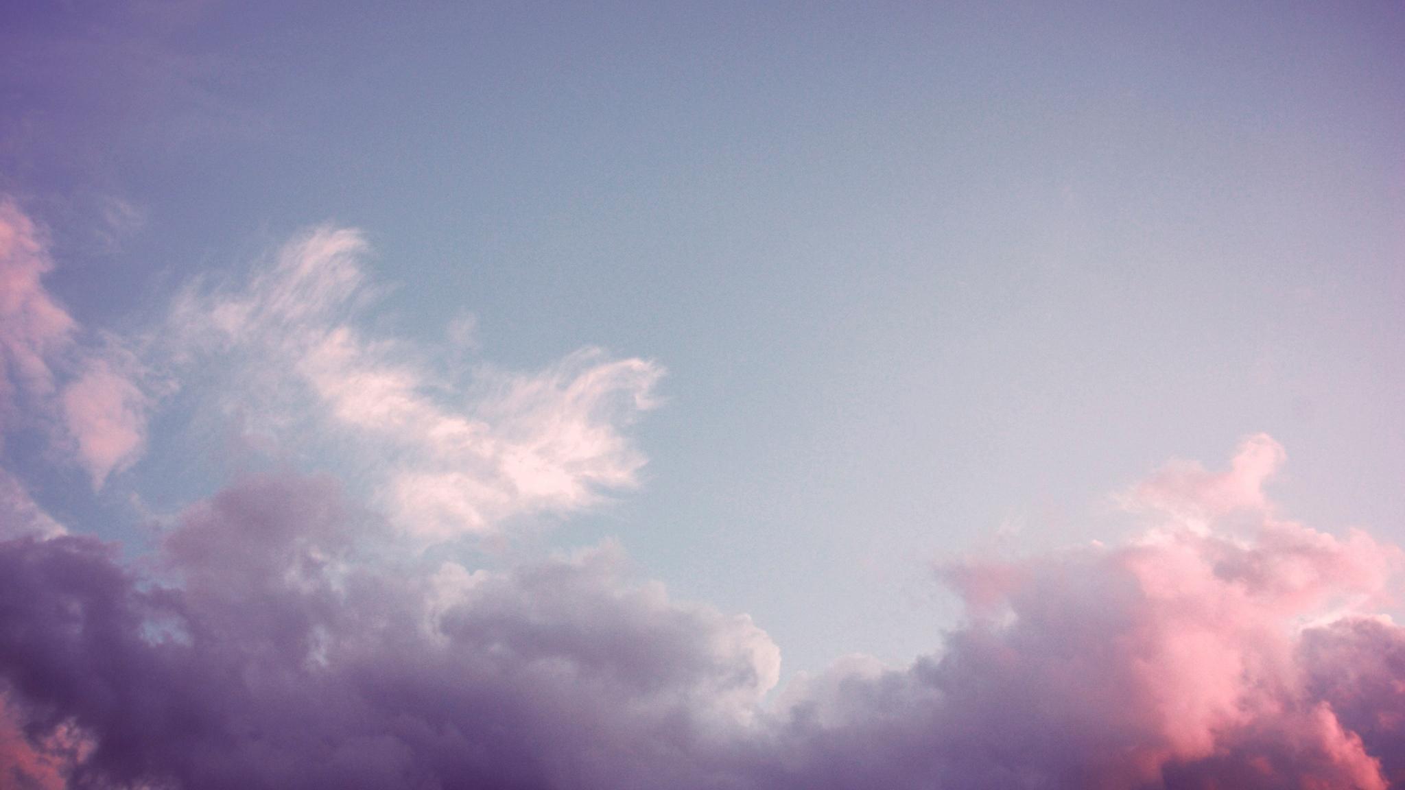 Download wallpapers 2048x1152 sky, clouds, pink ultrawide