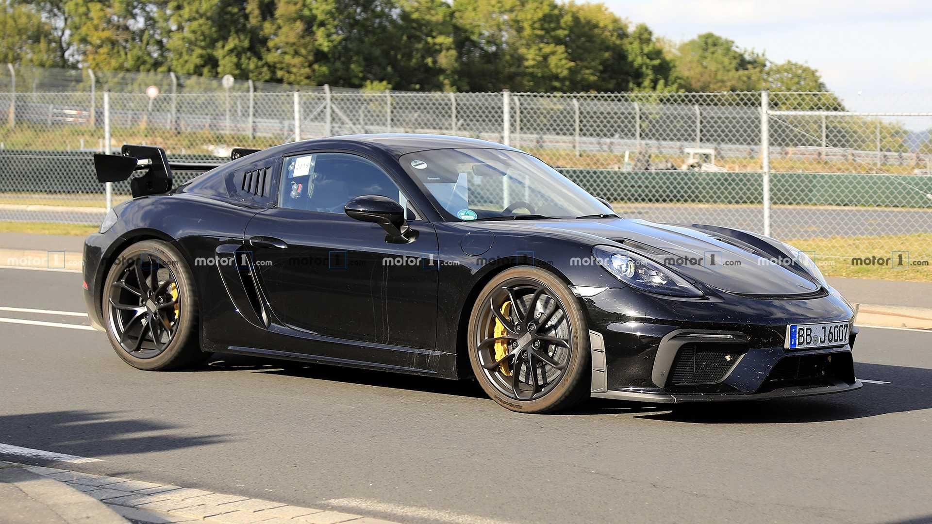 Porsche 718 Cayman GT4 RS spied looking lean and mean