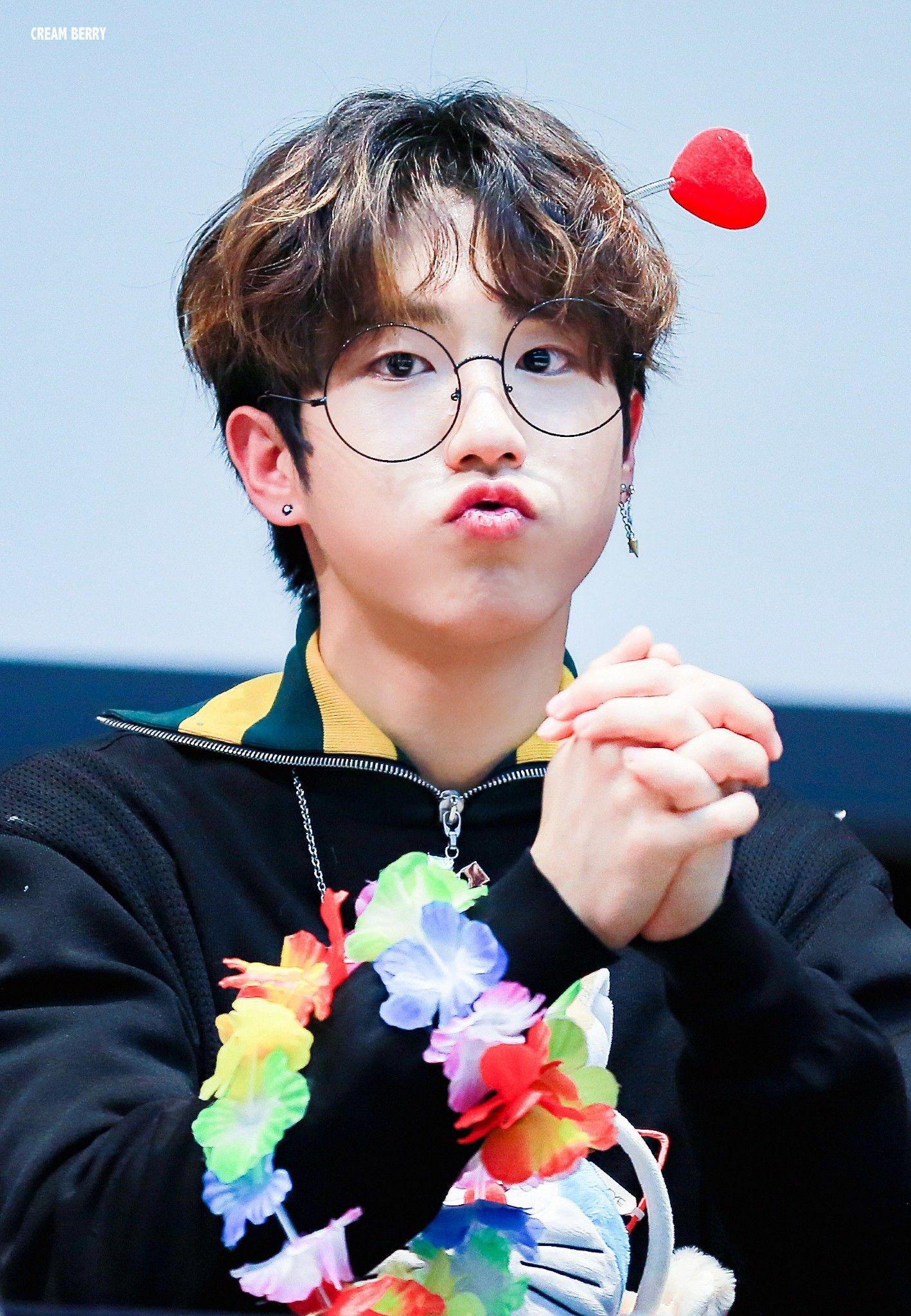 JISUNG #HAN #STRAYKIDS. Kids icon, Baby squirrel, Kid memes