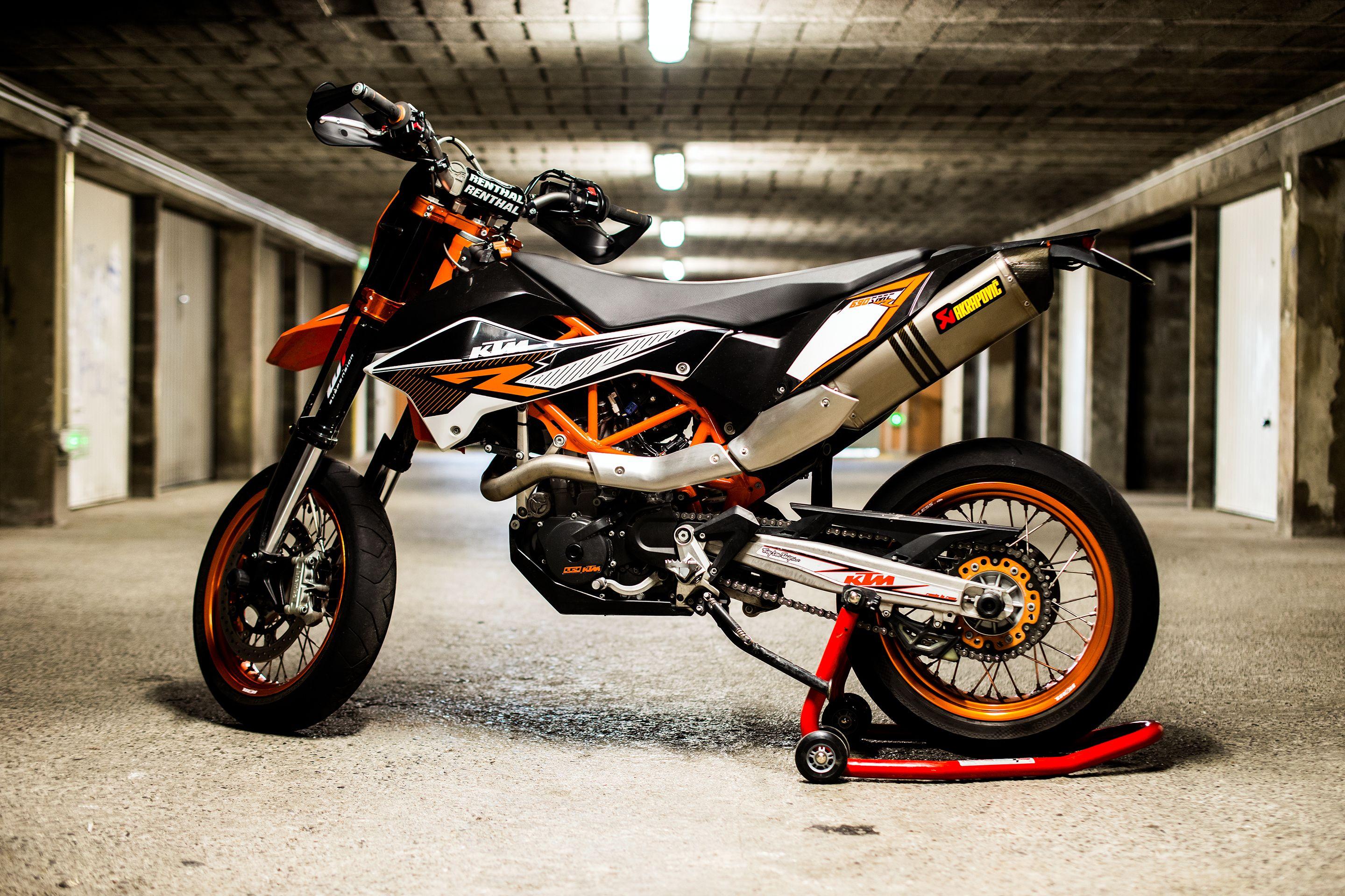 KTM 690 SMC R