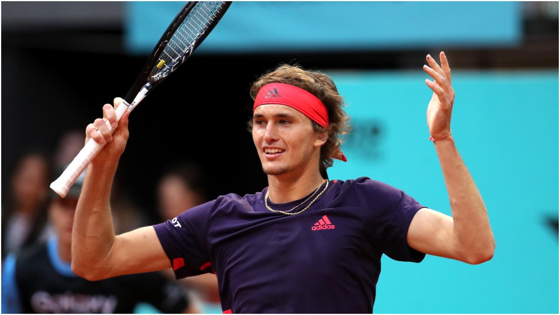 WATCH: Zverev apologises with unorthodox bandage