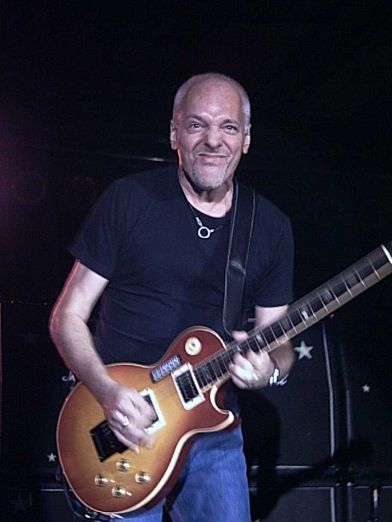 Peter Frampton Latest Wallpaper. Peter Frampton Photo