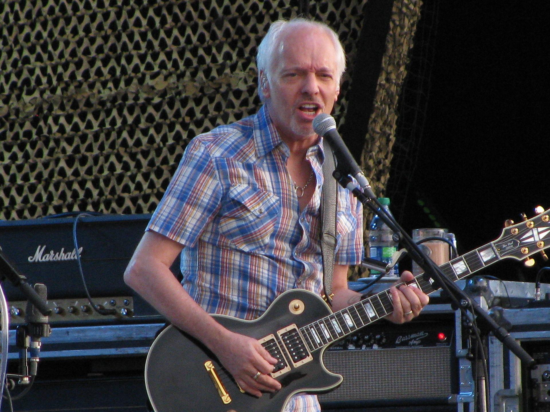 Peter Frampton in Chicago: Frampton comes alive on farewell