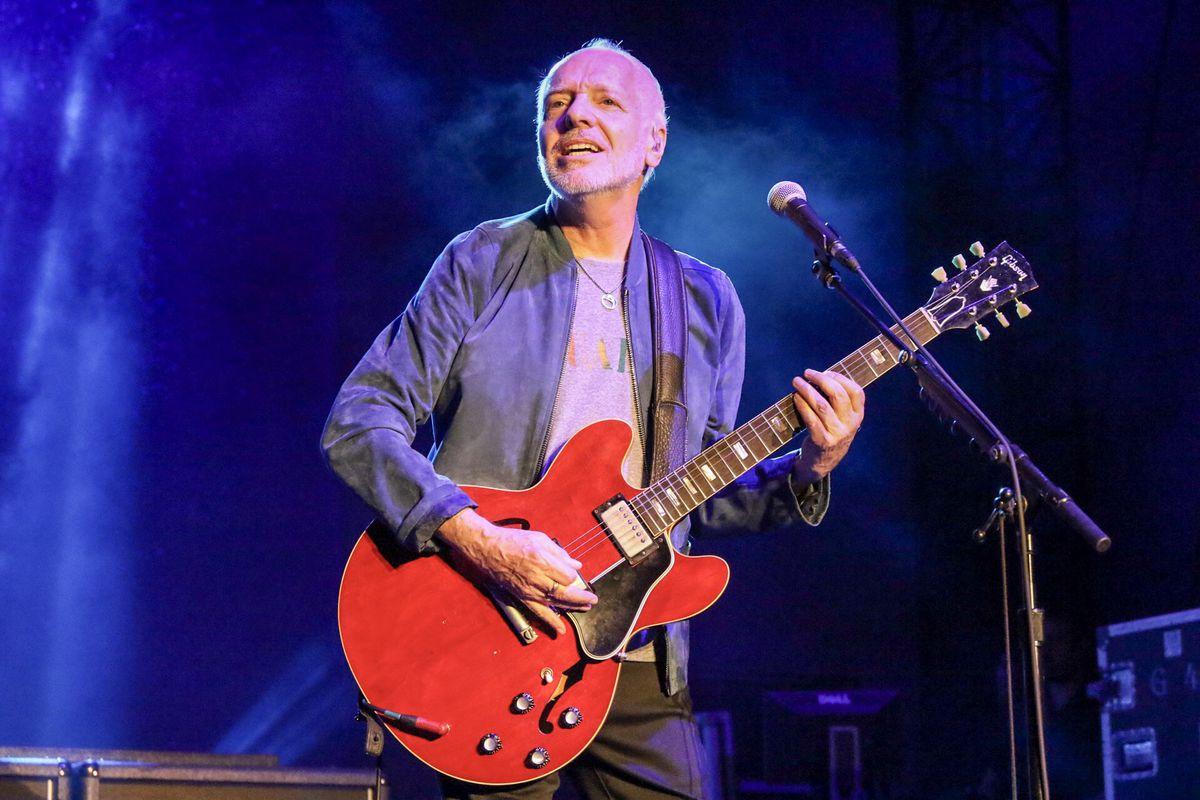 Peter Frampton concert review: Fond memories fill the night