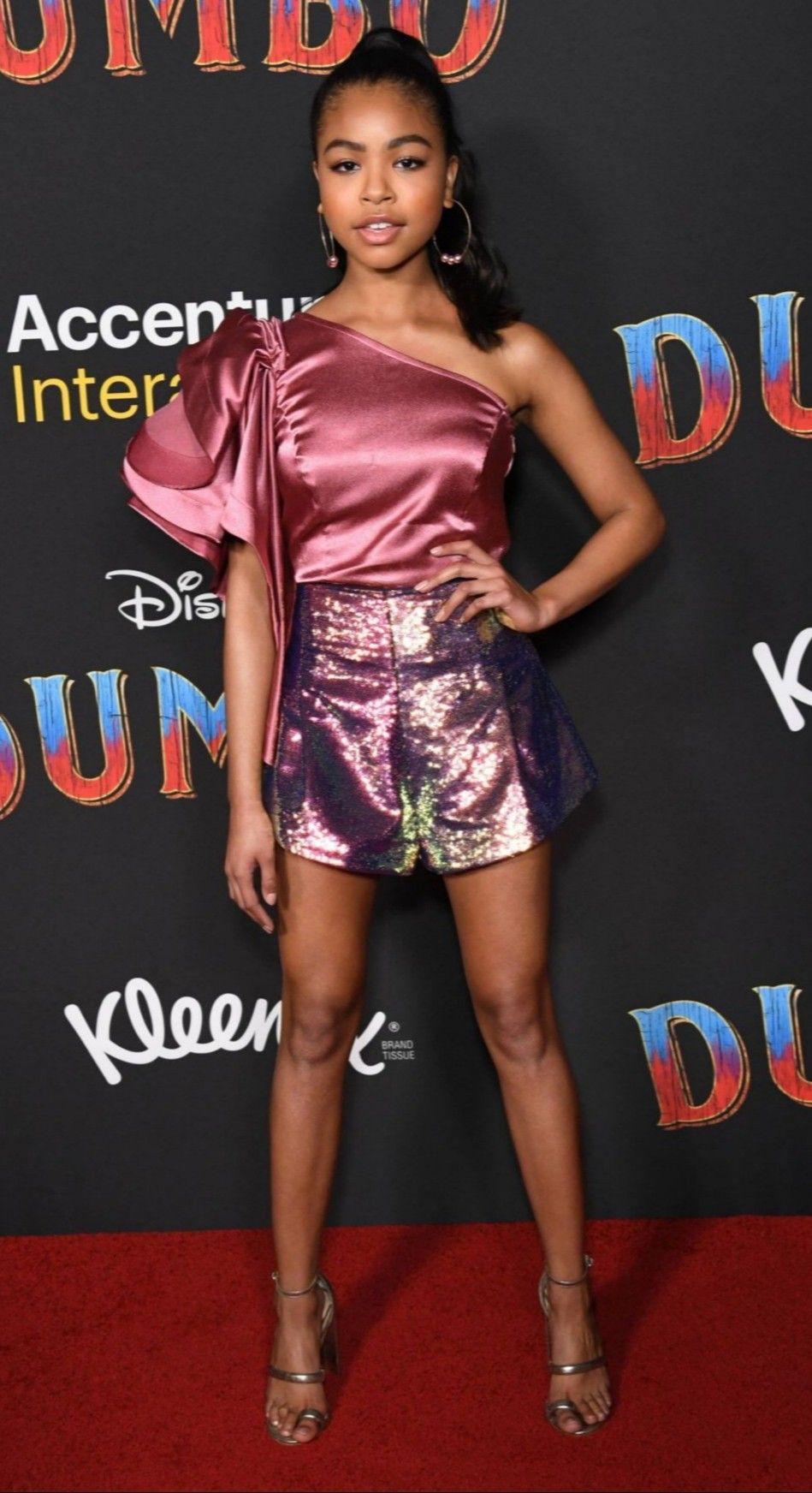 Navia Robinson. Closest /and Make Up Room In 2019