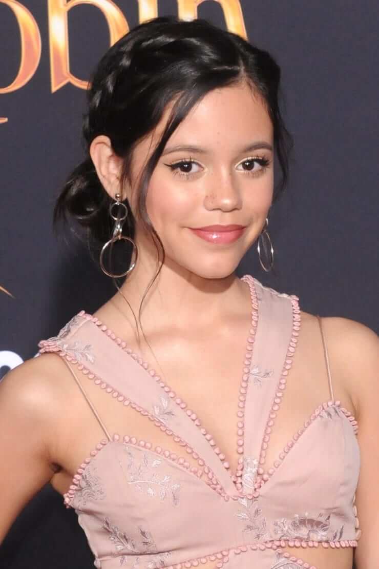 Hot Picture Of Jenna Ortega Are Here To Take Your Breath