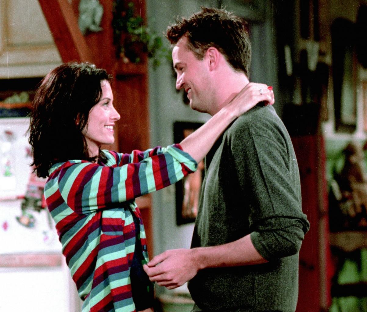 Romantic Gestures From Monica And Chandler That Will Help