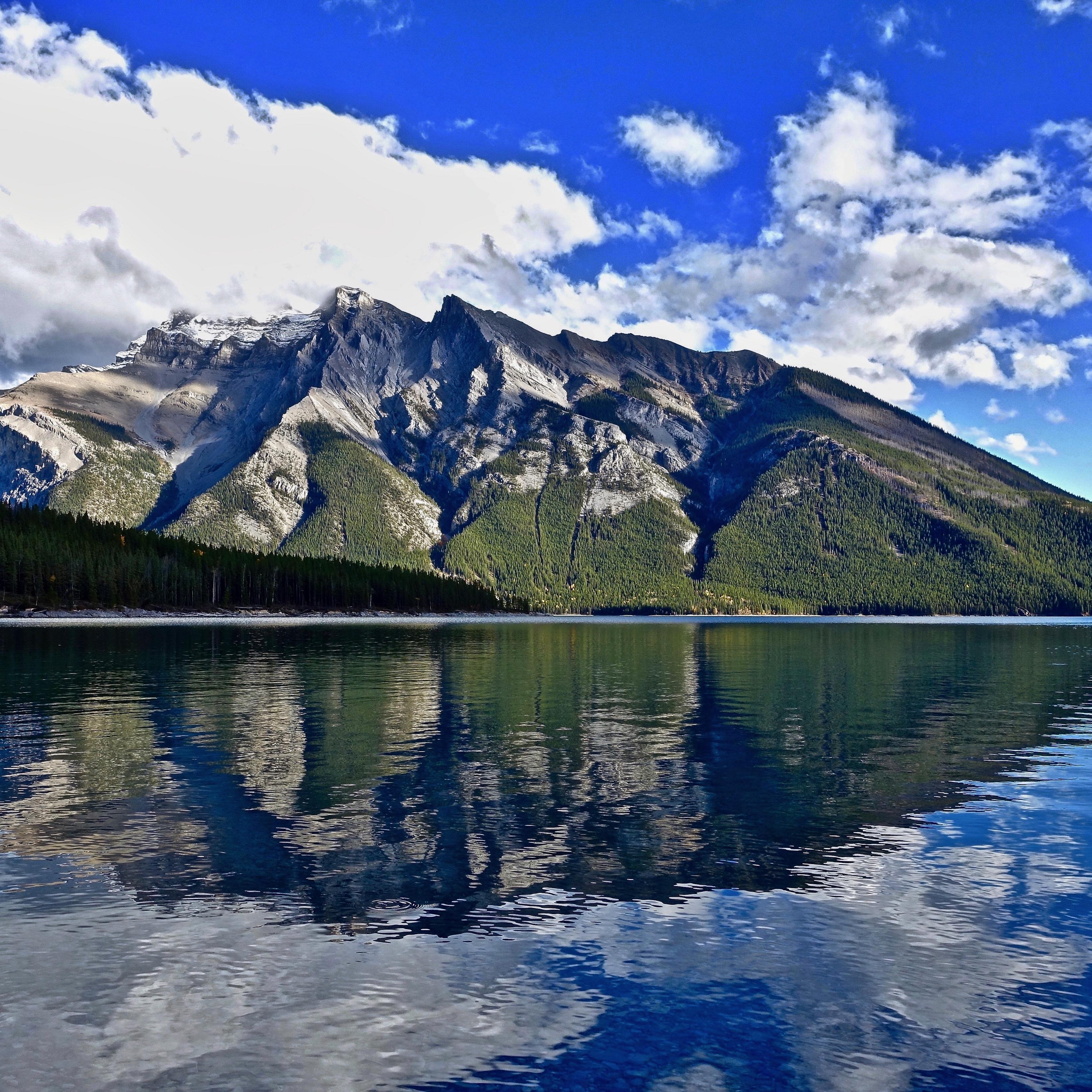 Download wallpaper 3415x3415 mountain, lake, reflection ipad