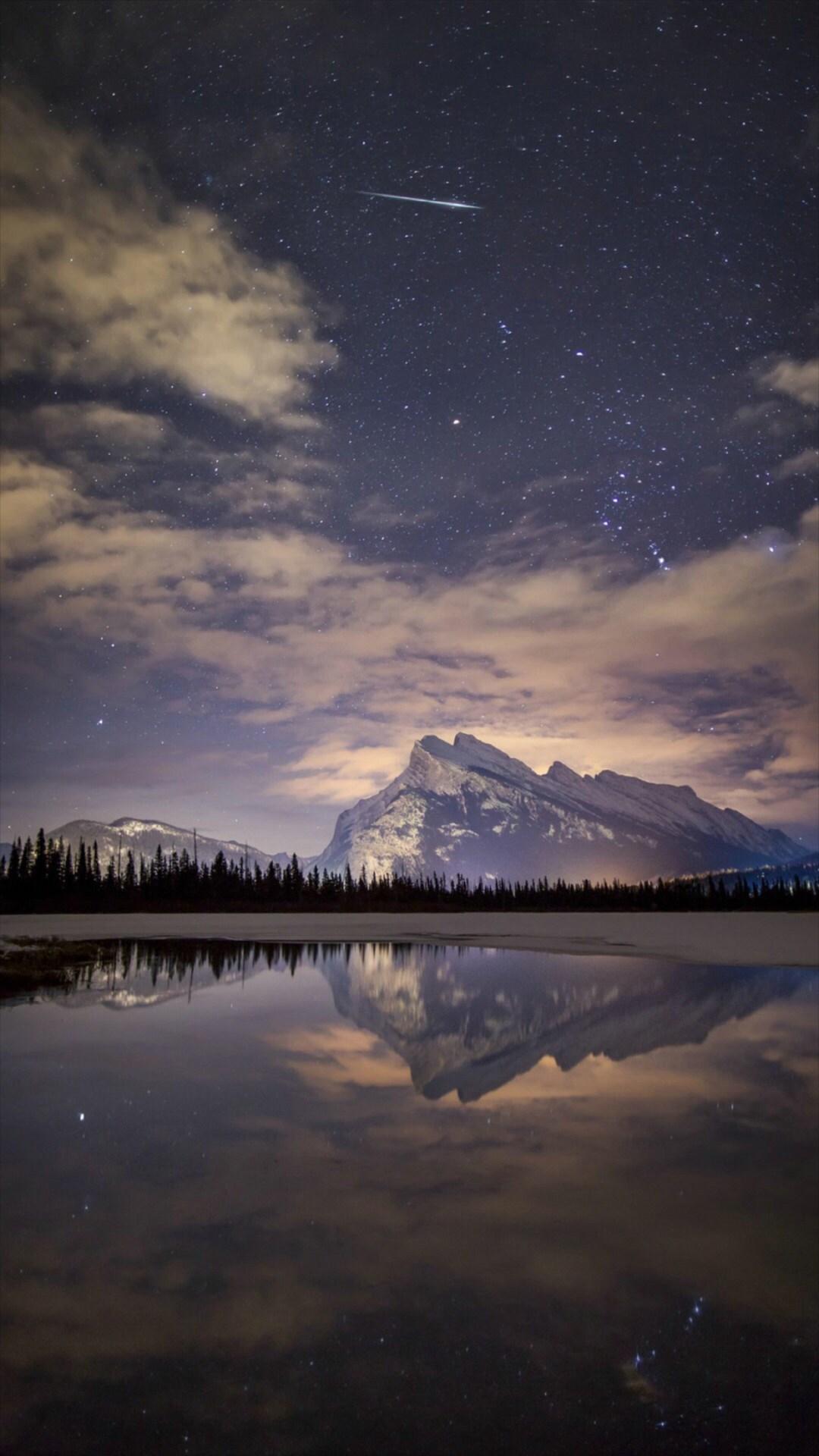 Night Skyview Meteor Mountain Lake Reflection iPhone 8