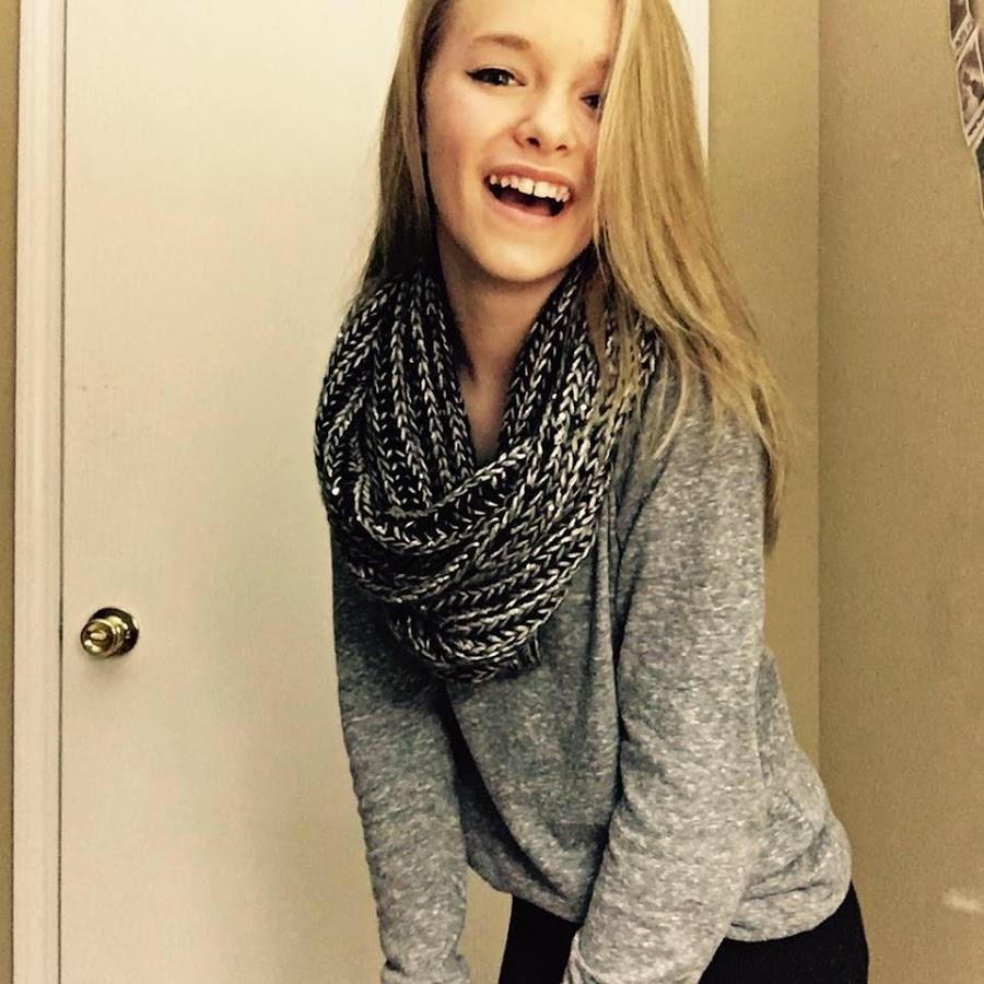 Zoe Laverne Wallpapers - Wallpaper Cave