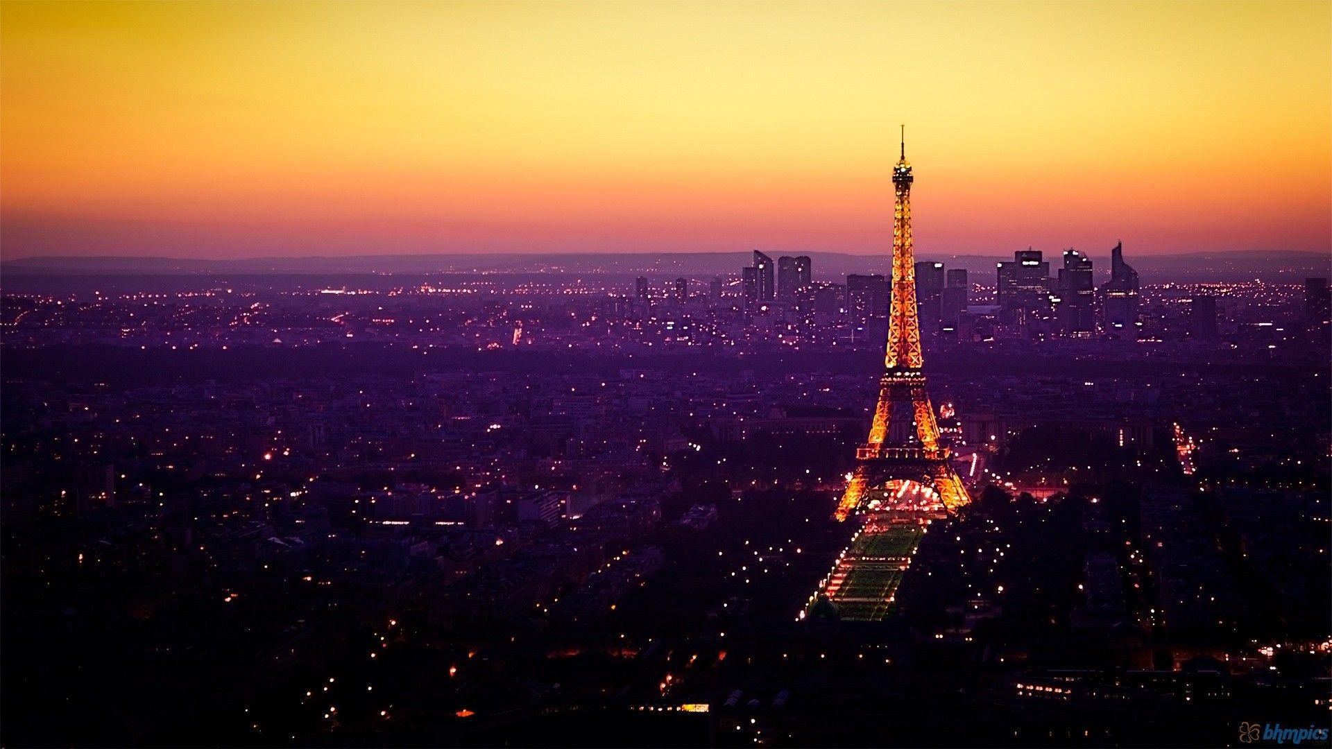 Couché de soleil sur Paris. Eiffel tower at night, Eiffel tower, Paris
