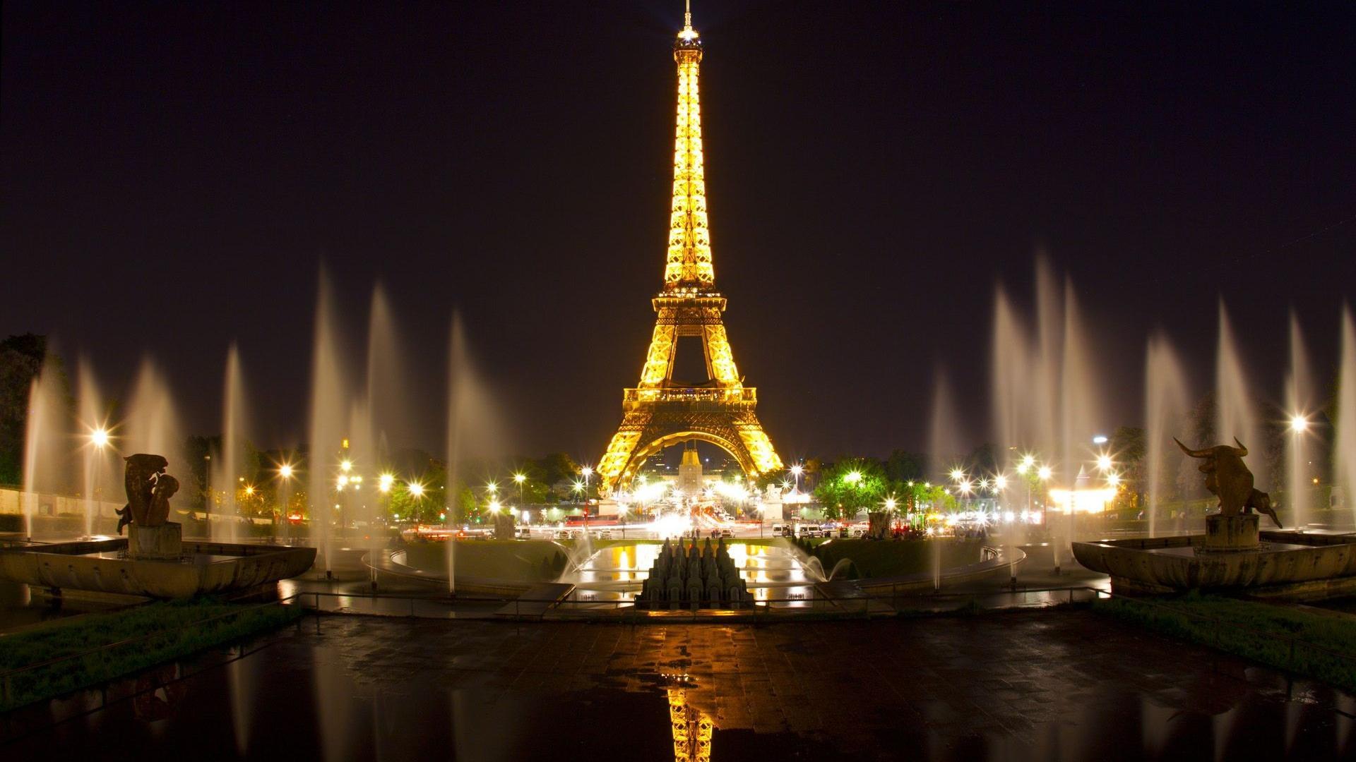 Paris Eiffel Tower Night Wallpaper at