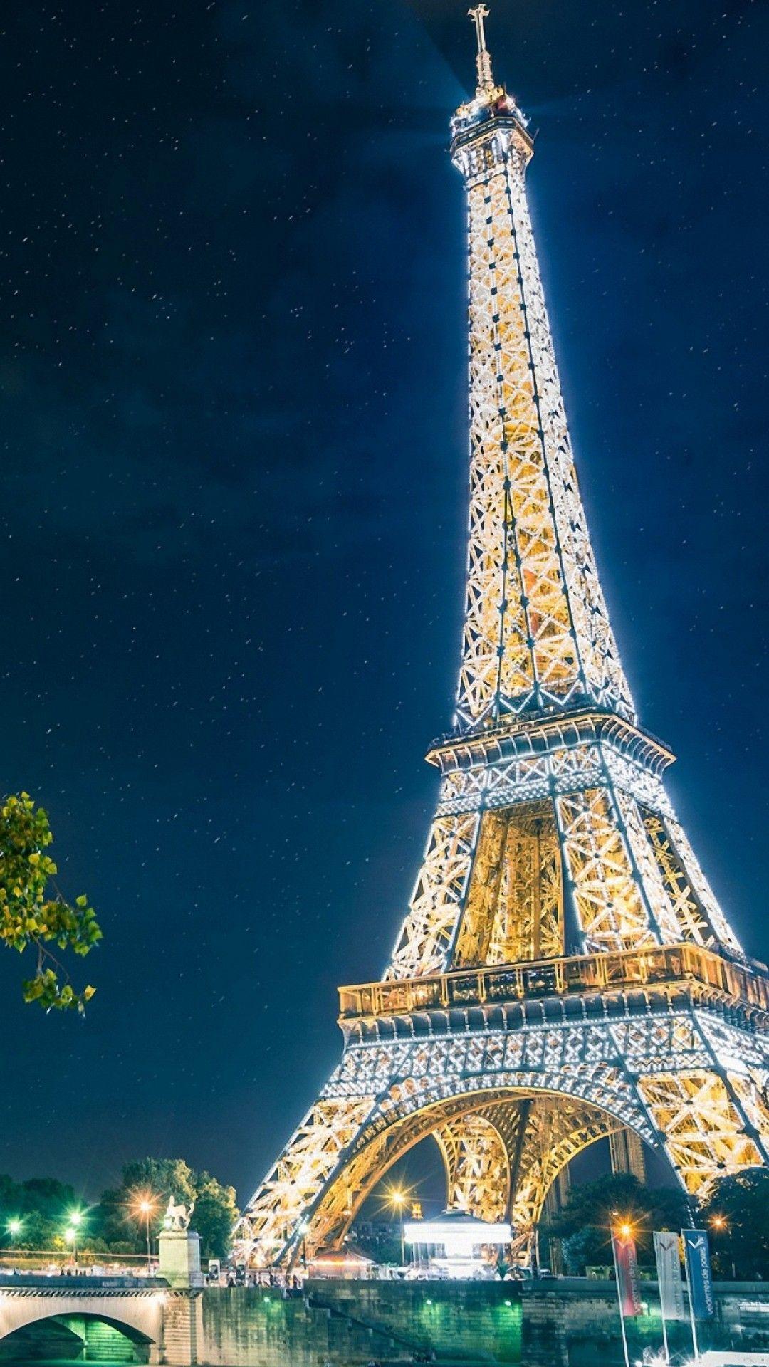 Eiffel Tower at night. iphone wallpaper. Eiffel