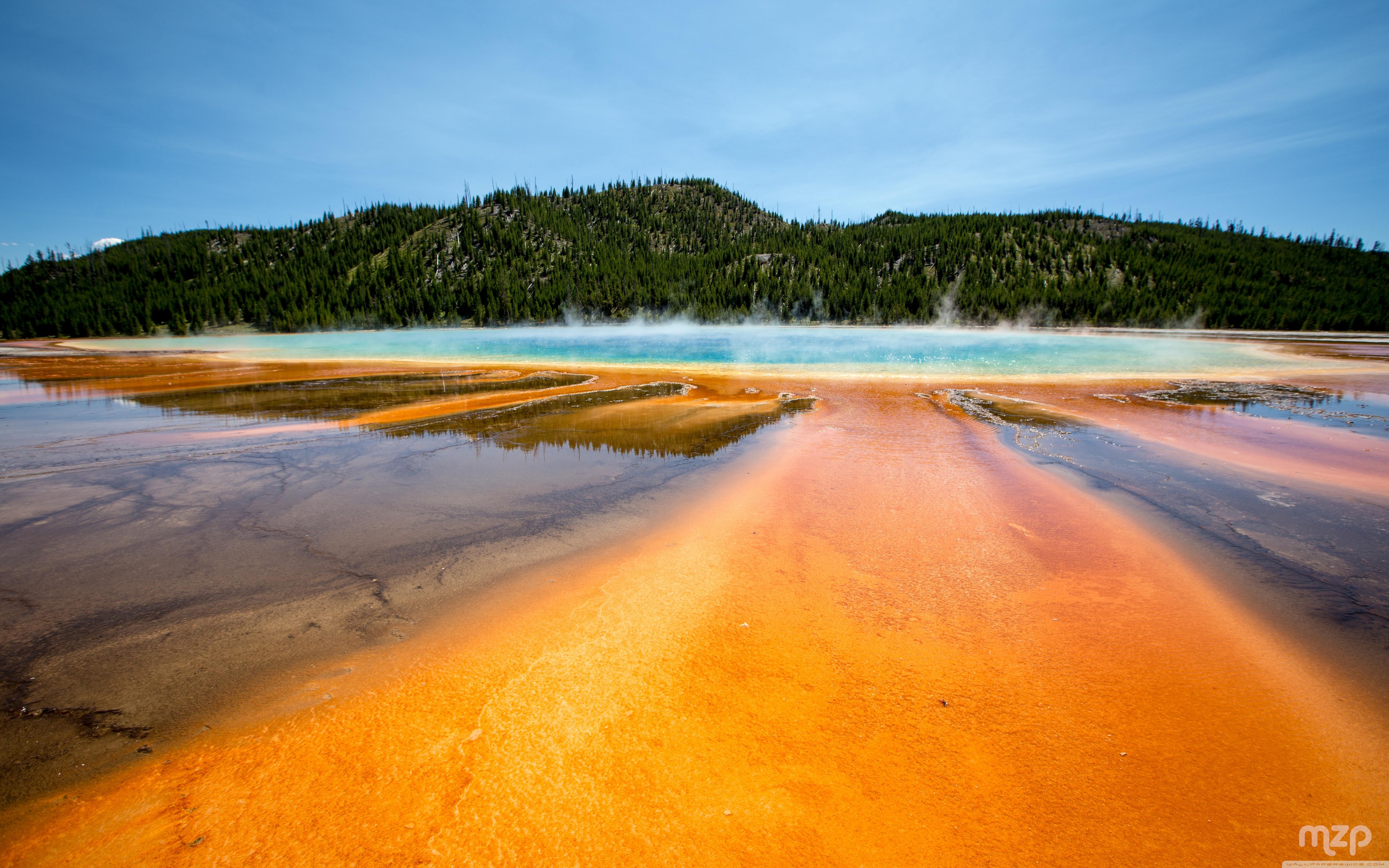 Grand Prismatic Spring, Yellowstone National Park, Wyoming