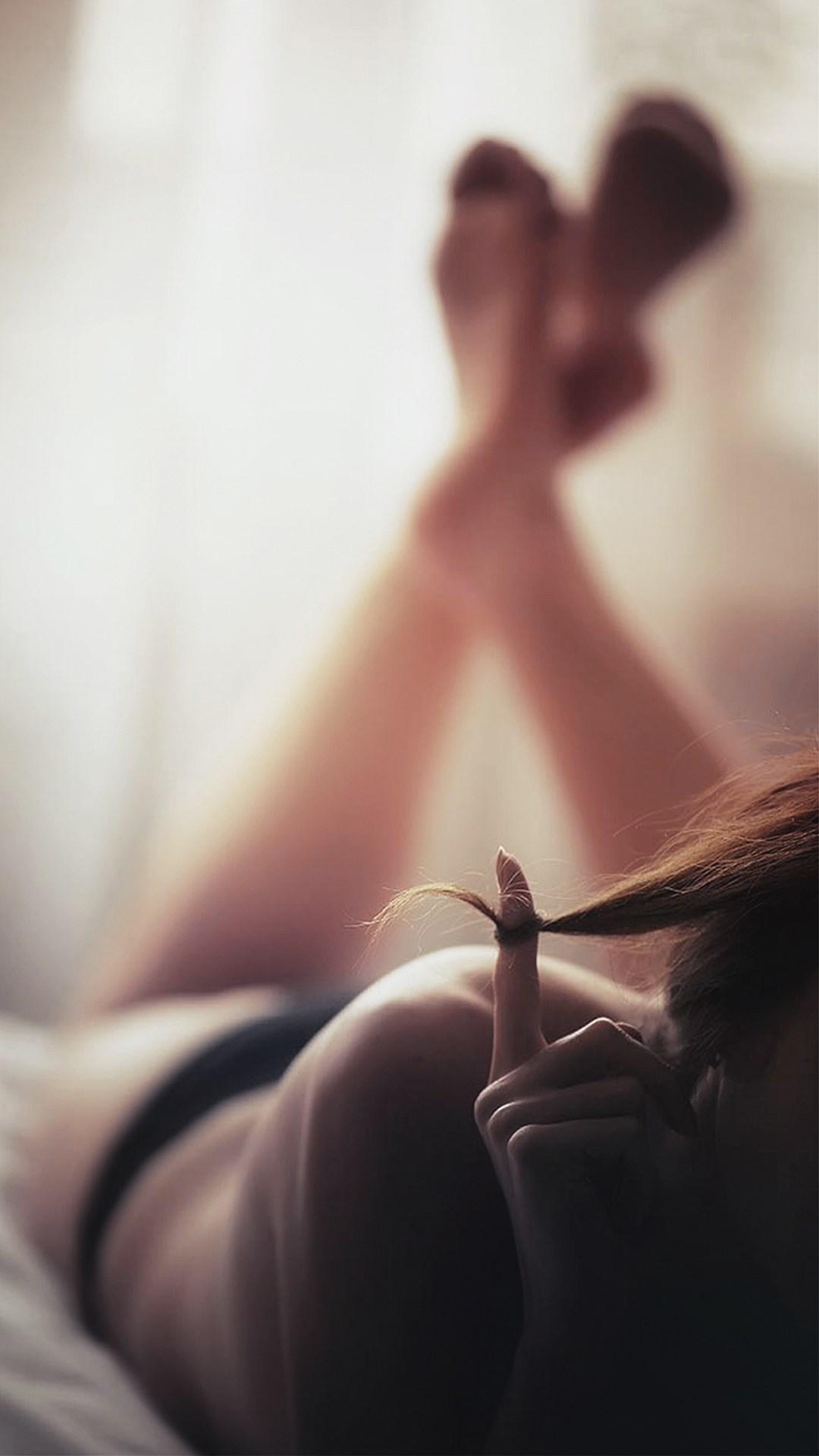 Lazy Beauty Aesthetic Silhouette iPhone 8 Wallpaper Free