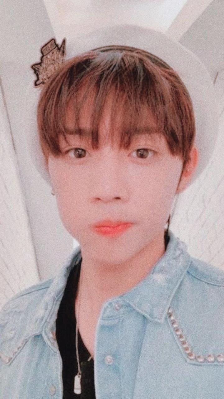 the boyz sunwoo wallpaper