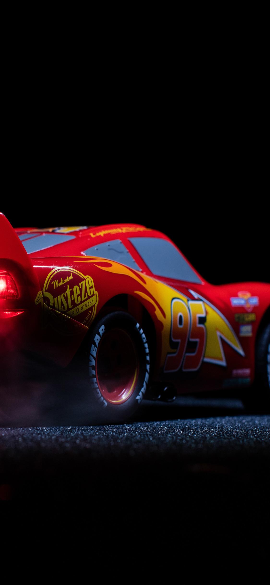 Lightning McQueen Cars 3 Pixar Disney 4k iPhone XS