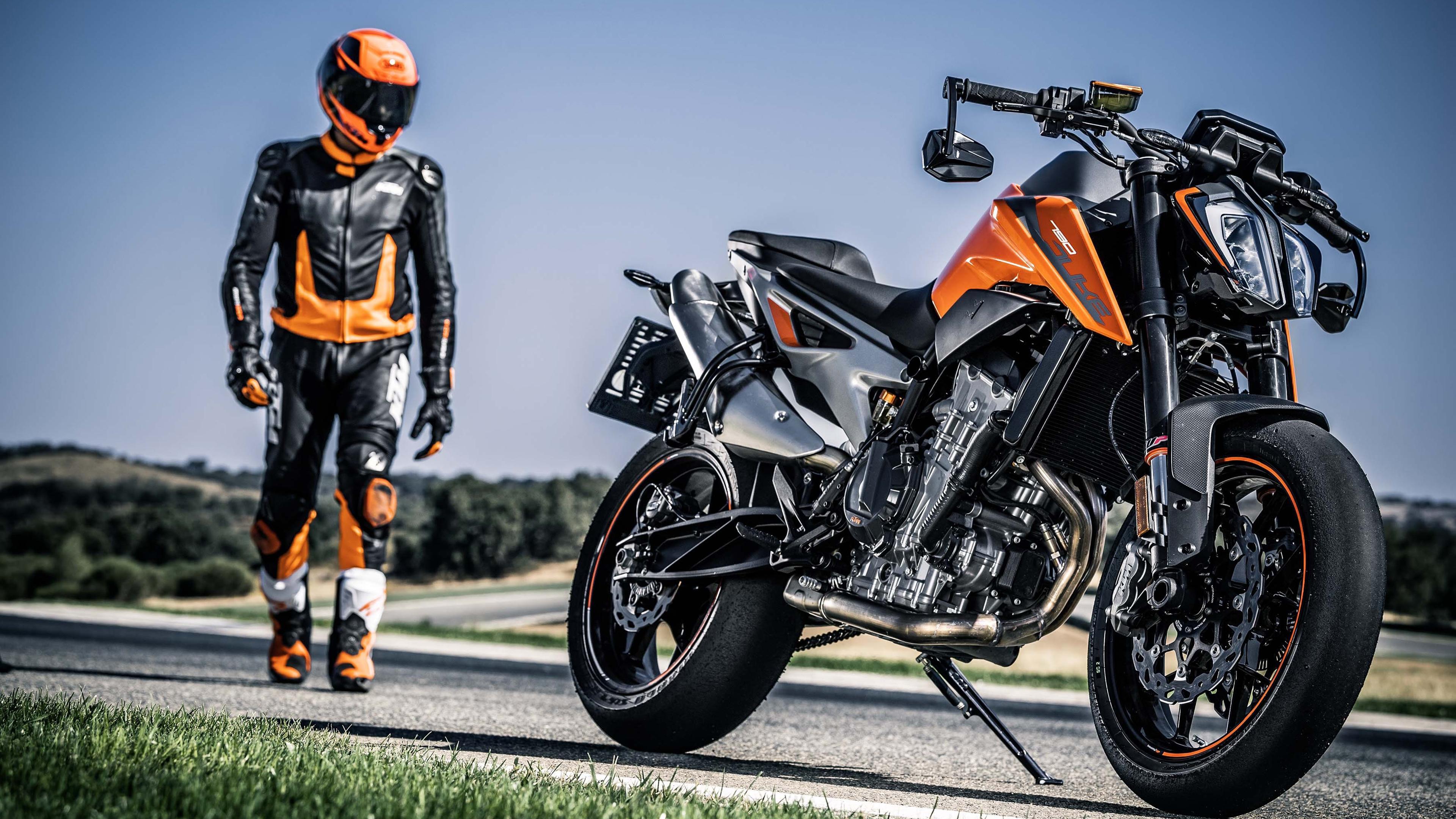 Sleek And Powerful Ktm Background 4k For Motorcycle Enthusiasts