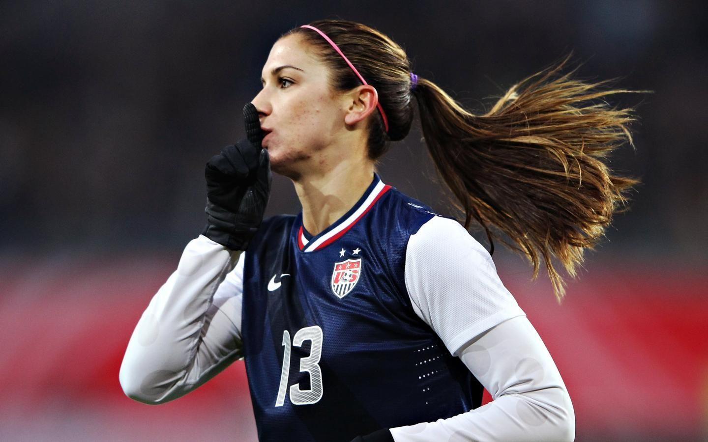Alex Morgan Wallpaper Free 2019 For Fans US Soccer APK for Android Download
