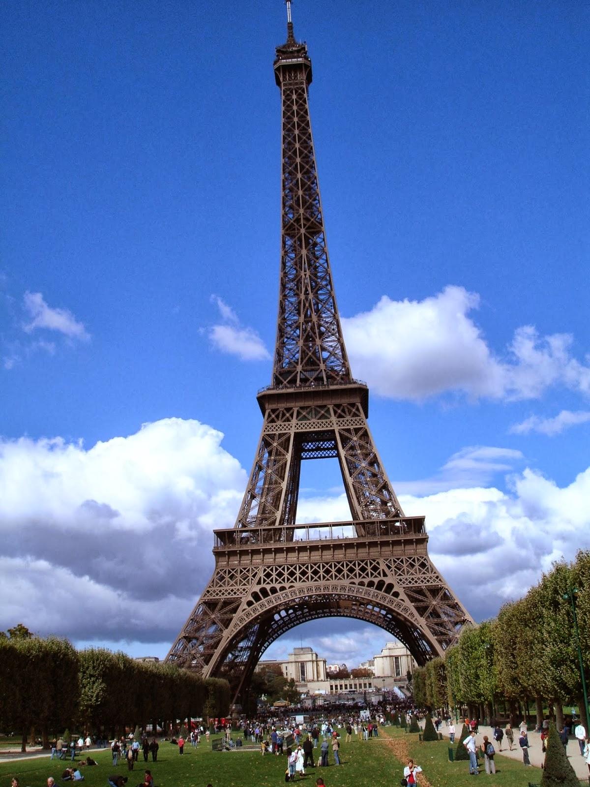 Mobile Wallpaper, iPhone Wallpaper, HD Wallpaper: Eiffel Tower