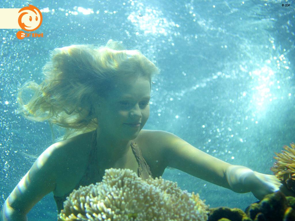 Emma H2o Just Add Water 9321176 1024. H2O