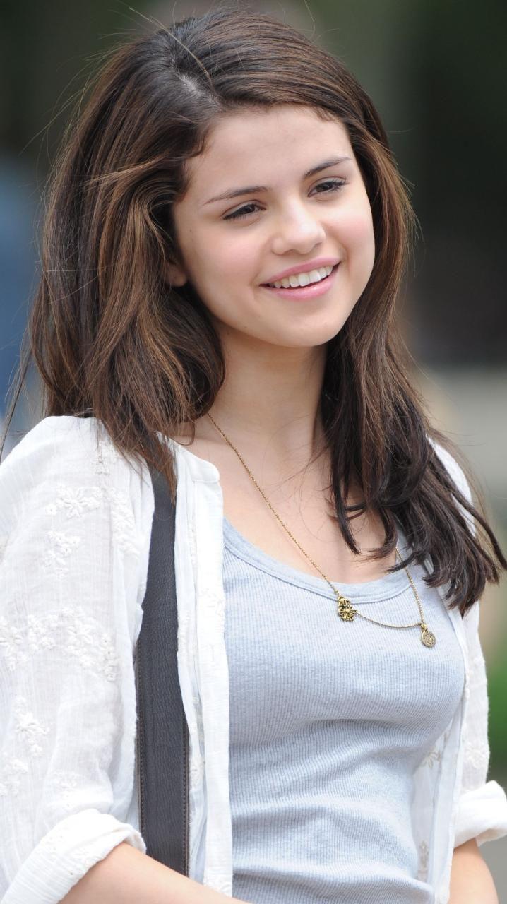 Download Selena Gomez wallpaper now. Browse millions