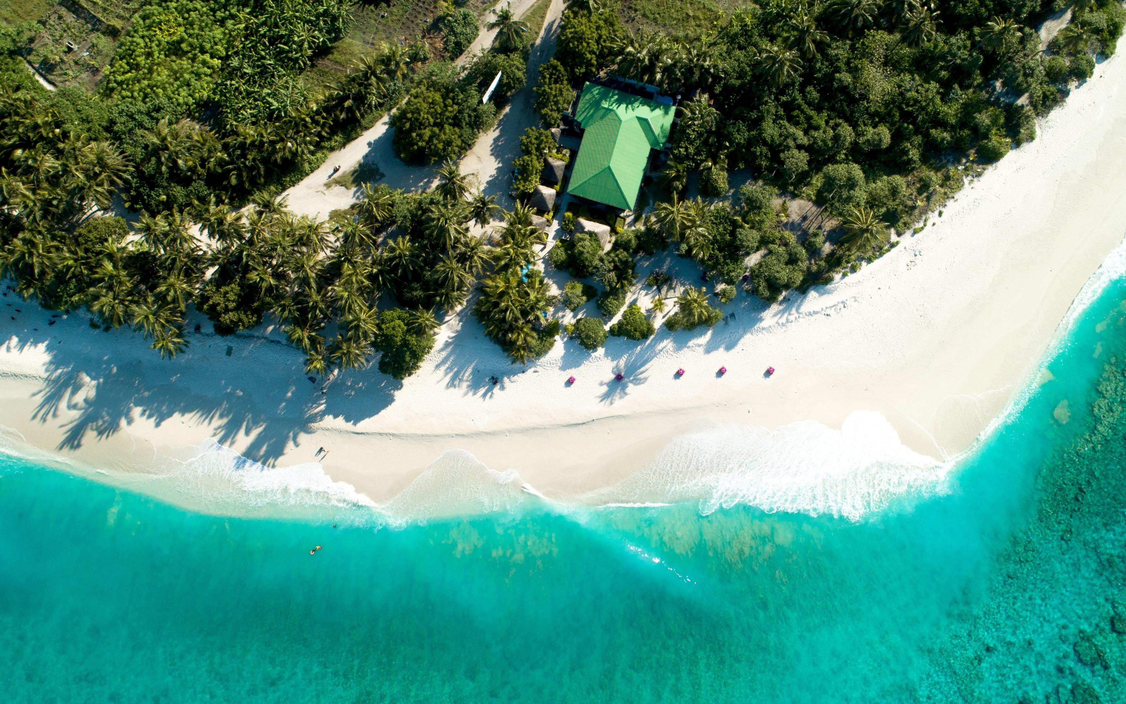 Download 3840x2400 wallpaper aerial view, tropical beach