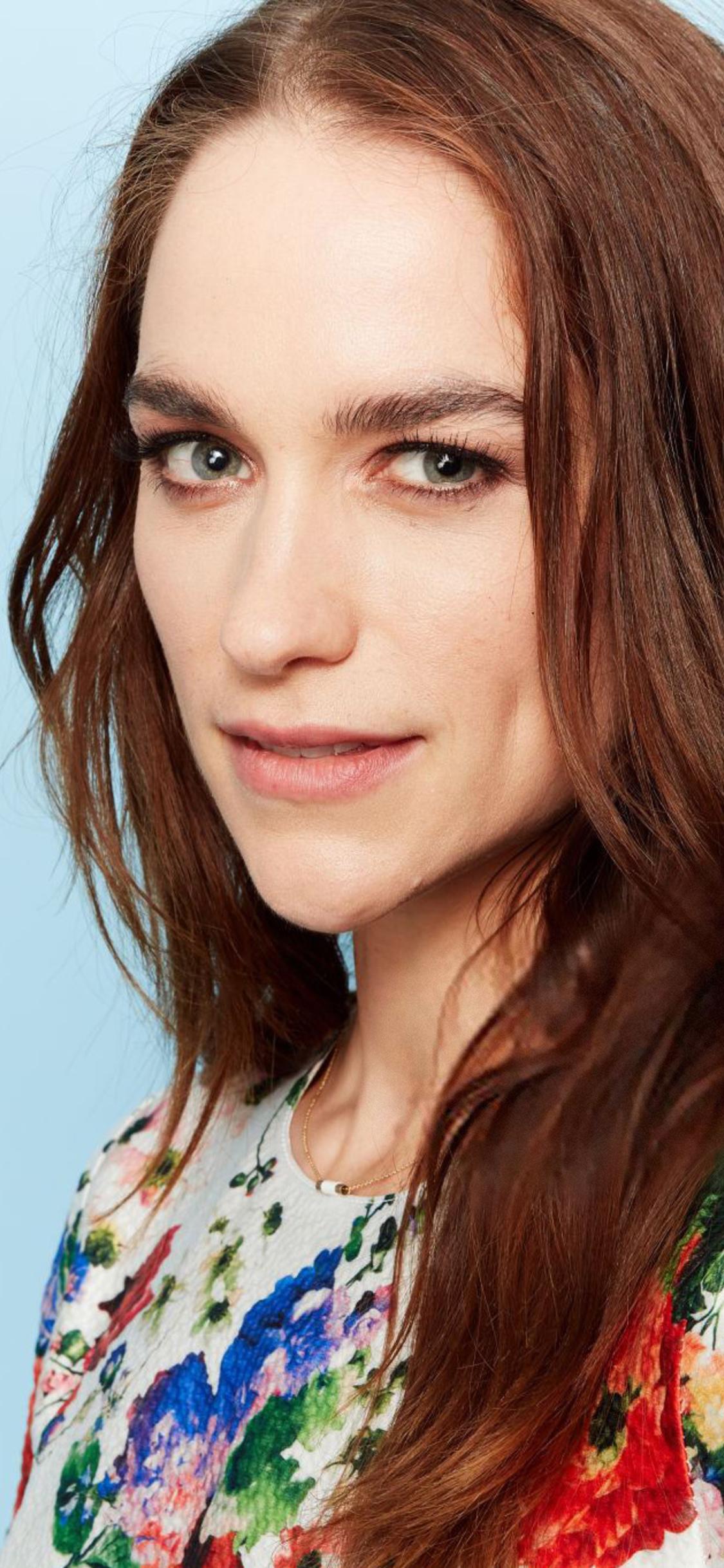 Melanie Scrofano Wynonna Earp iPhone XS, iPhone 10