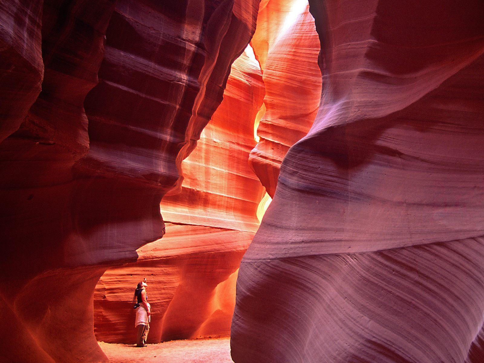 chimney bells: Wallpaper Antelope Canyon